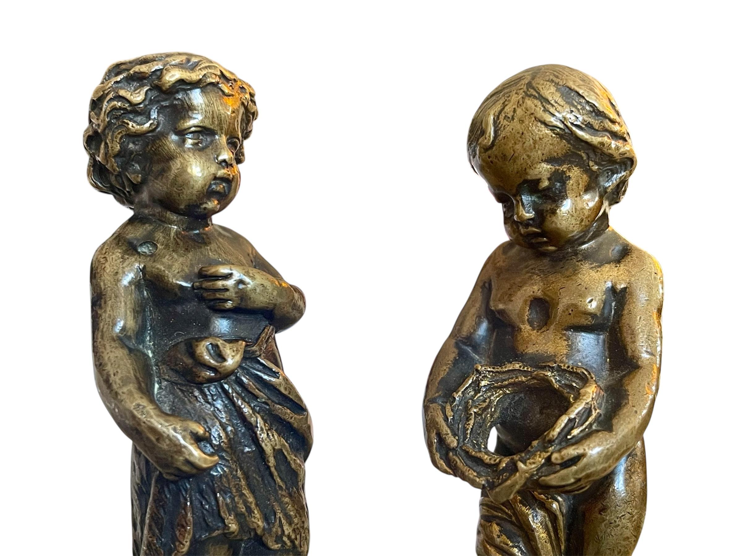 Francese Pair Of Seals, The Child With The Bird And The Child With The Empty Nest in vendita