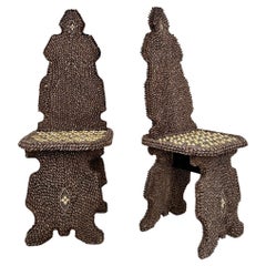 Pareja de sillas con incrustaciones de conchas marinas de J. Antony Redmile, hacia 1970