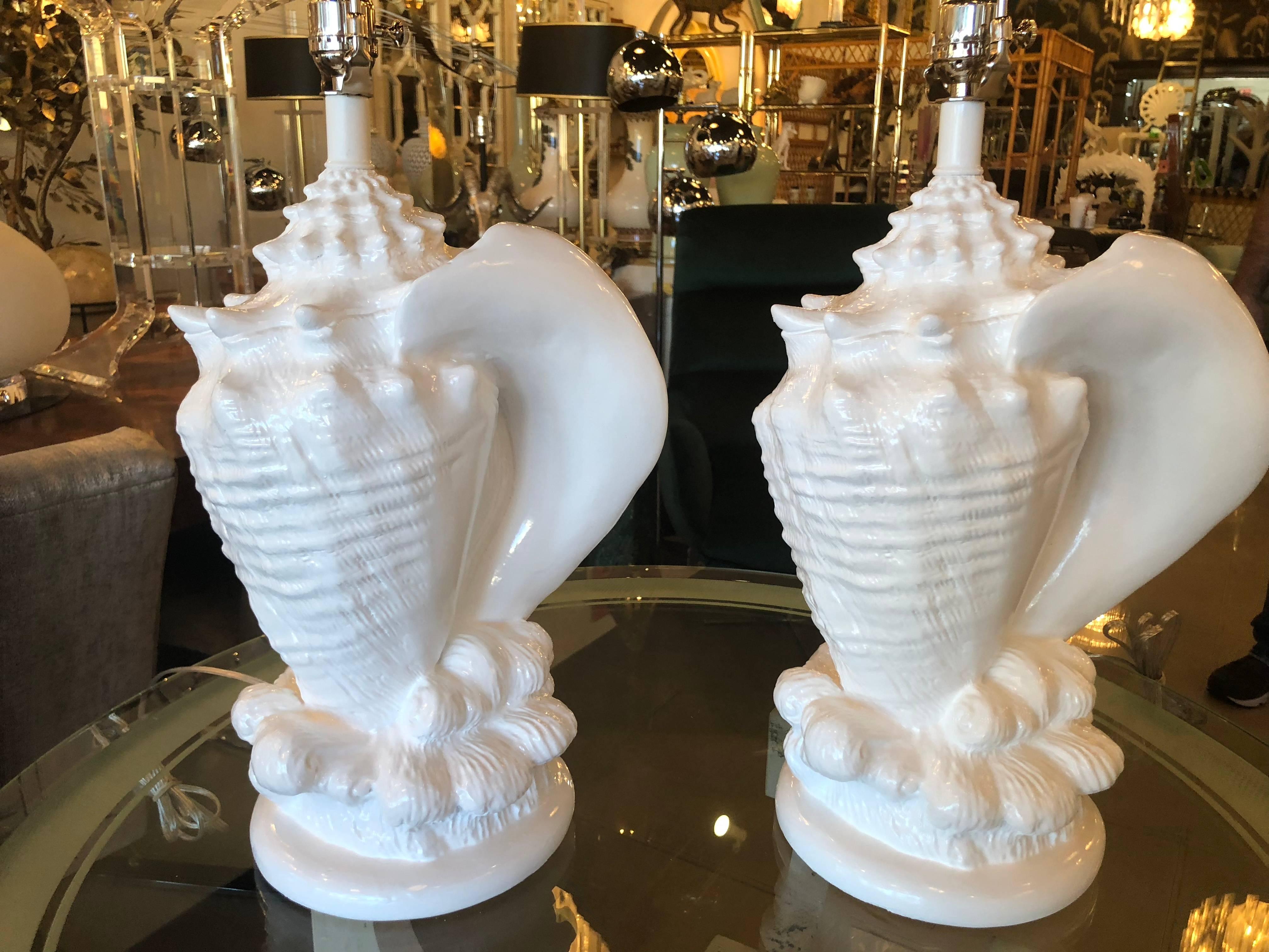 Pair of Seashell Shell Plaster White Lacquered Table Lamps Chrome Hardware 3