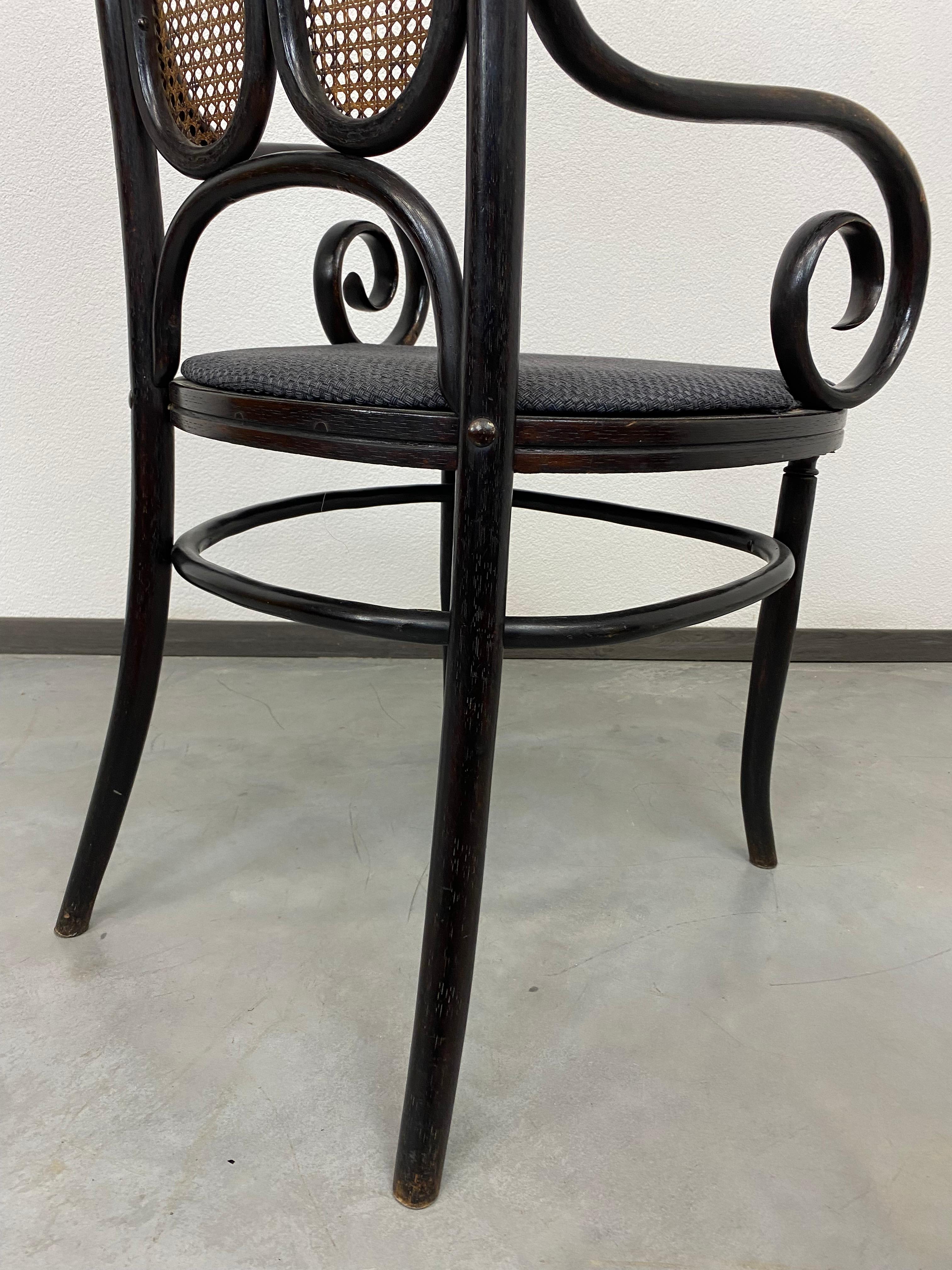 Coppia di poltrone della Secessione No.17 di Thonet in vendita 1