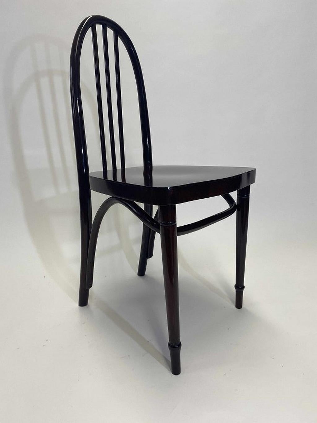 Zwei Josef Hoffmann-Stühle aus der Secession, Ex. von Thonet (Wiener Secession) im Angebot