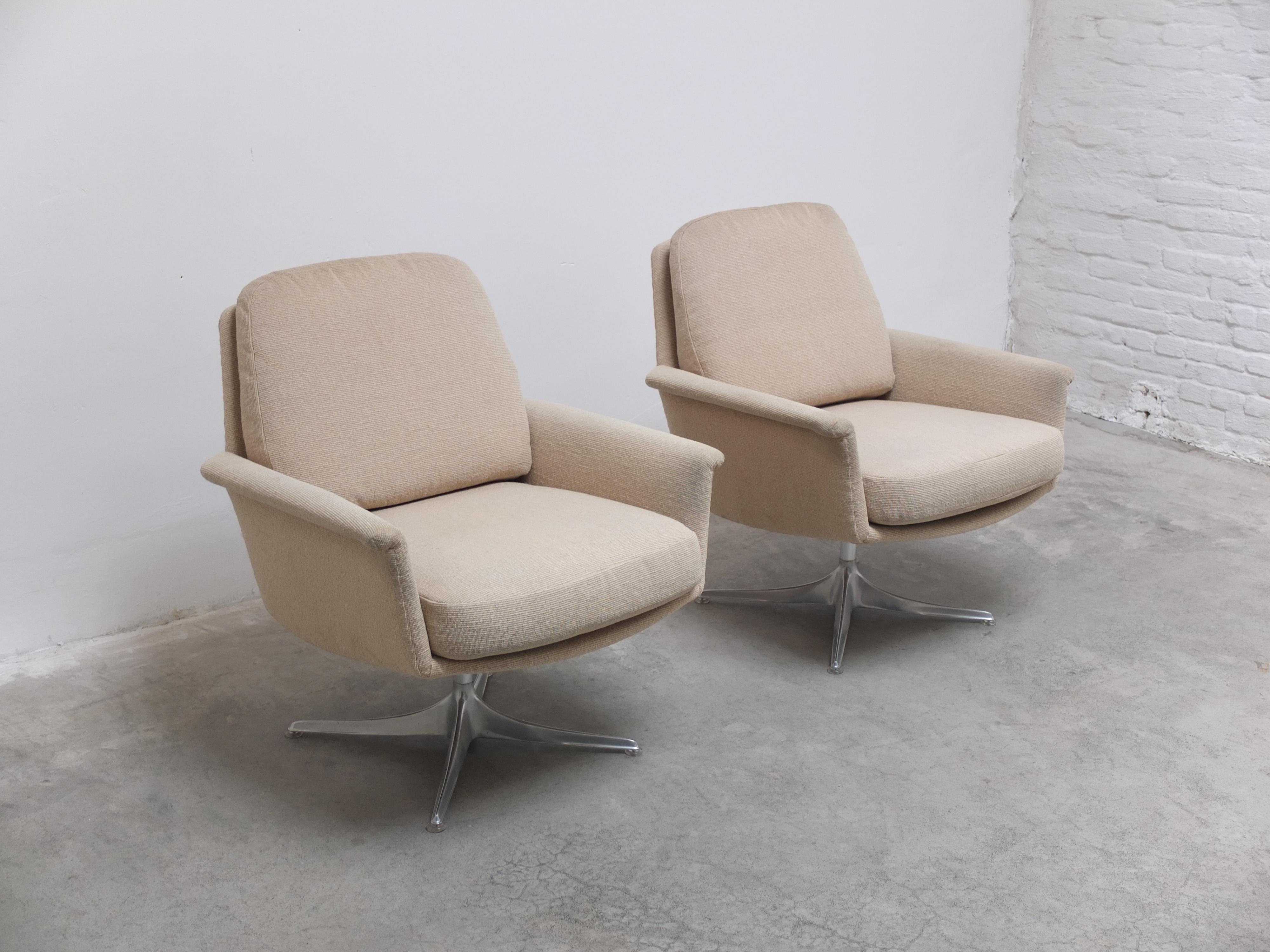 Mid-Century Modern Pair of 'Sedia' Swivel Lounge Chairs by Horst Brüning for COR, 1960s