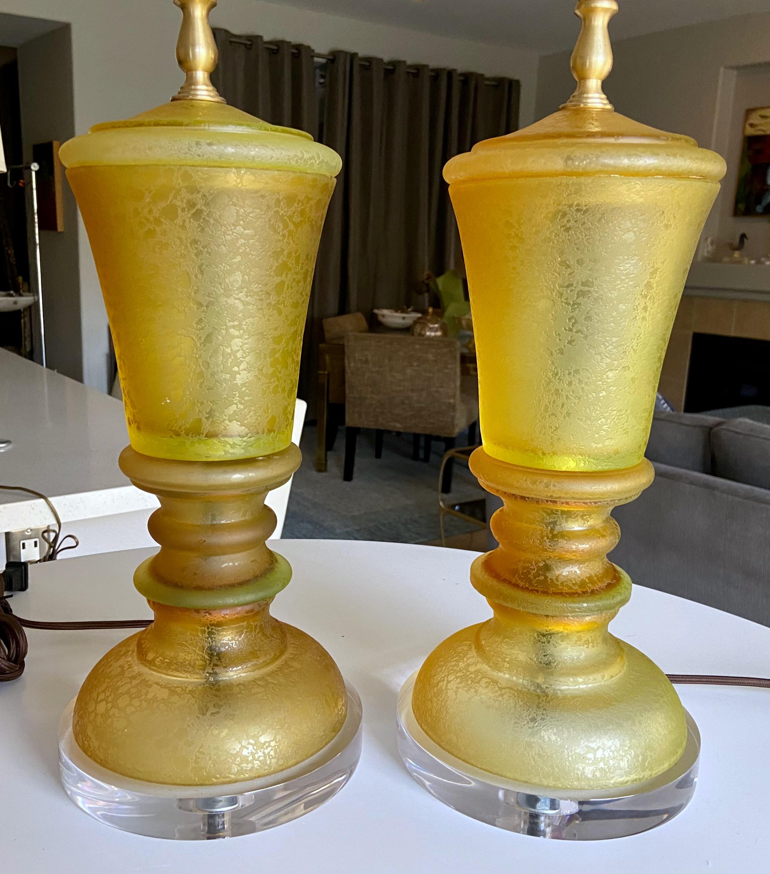 Mid-20th Century Pair of Seguso Murano Amber Corroso Table Lamps For Sale