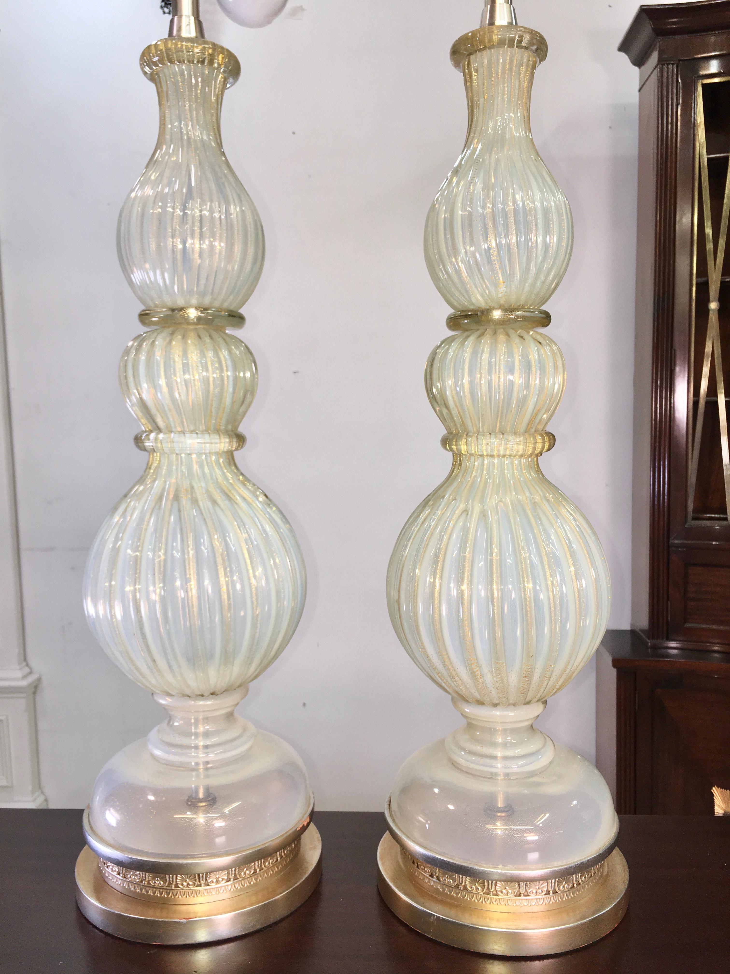 Verre de Murano Paire de lampes Seguso de Murano par Marbro en vente