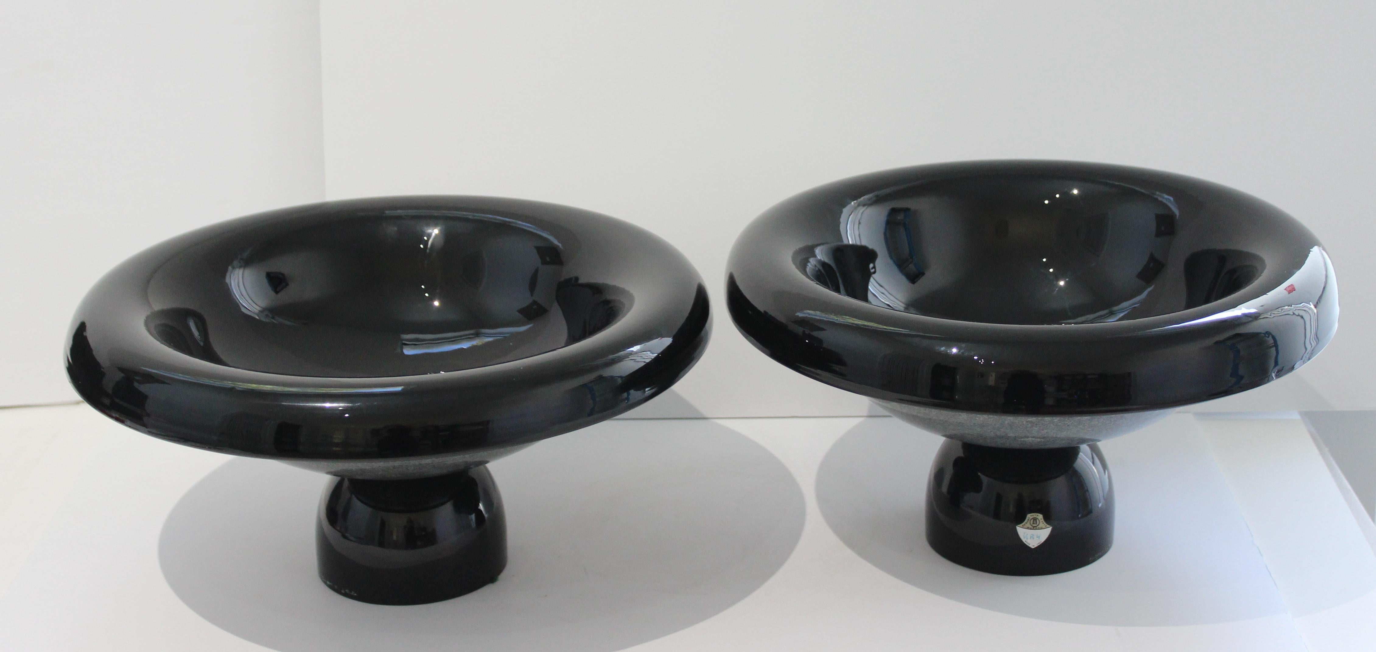 Pair of Mid-Century Modern Seguso Vetre d'Arte Compotes - Hand made by Artisans - from a Palm Beach estate.

These are not mechanical exact copies but show slightly different sizes as one would expect from an artisan workshop. 

Note: Dimensions of
