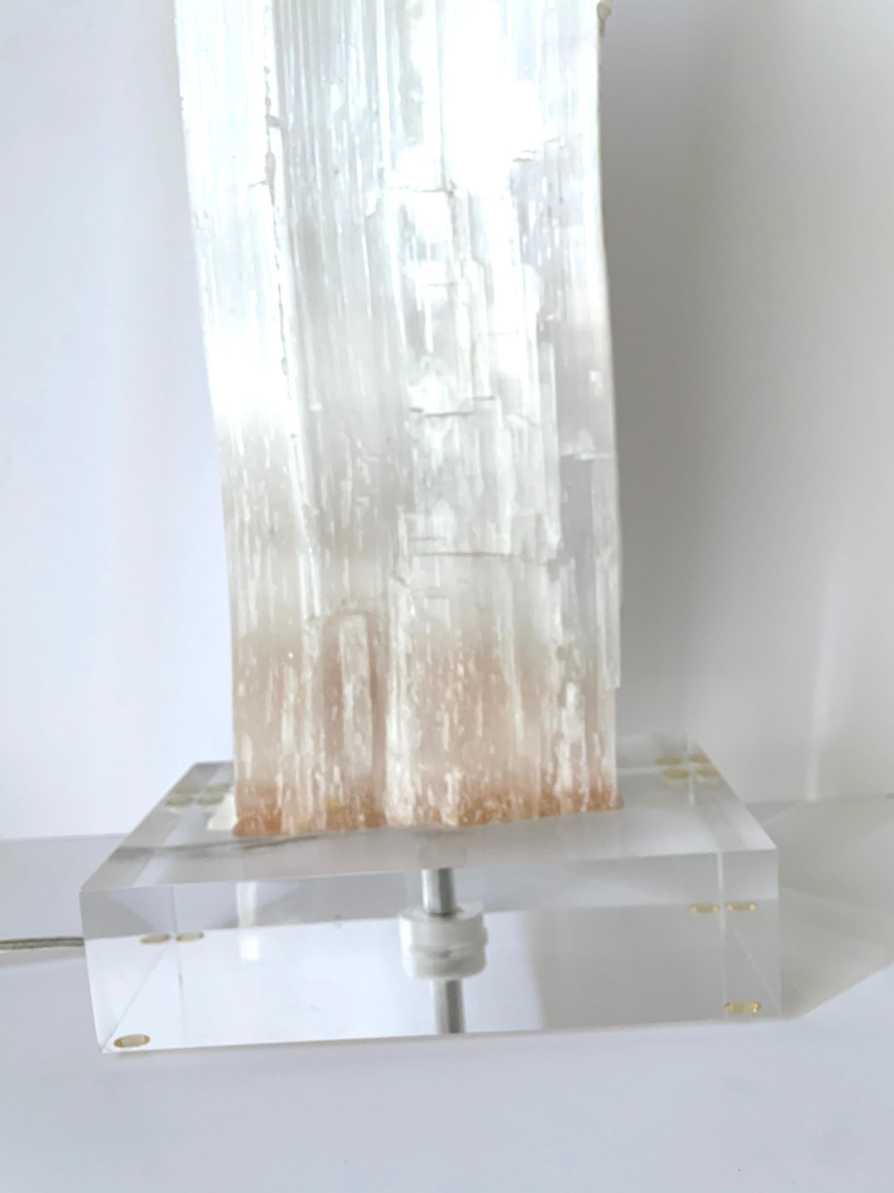 Pair of Selenite and Lucite Table Lamps In Good Condition In Stamford, CT