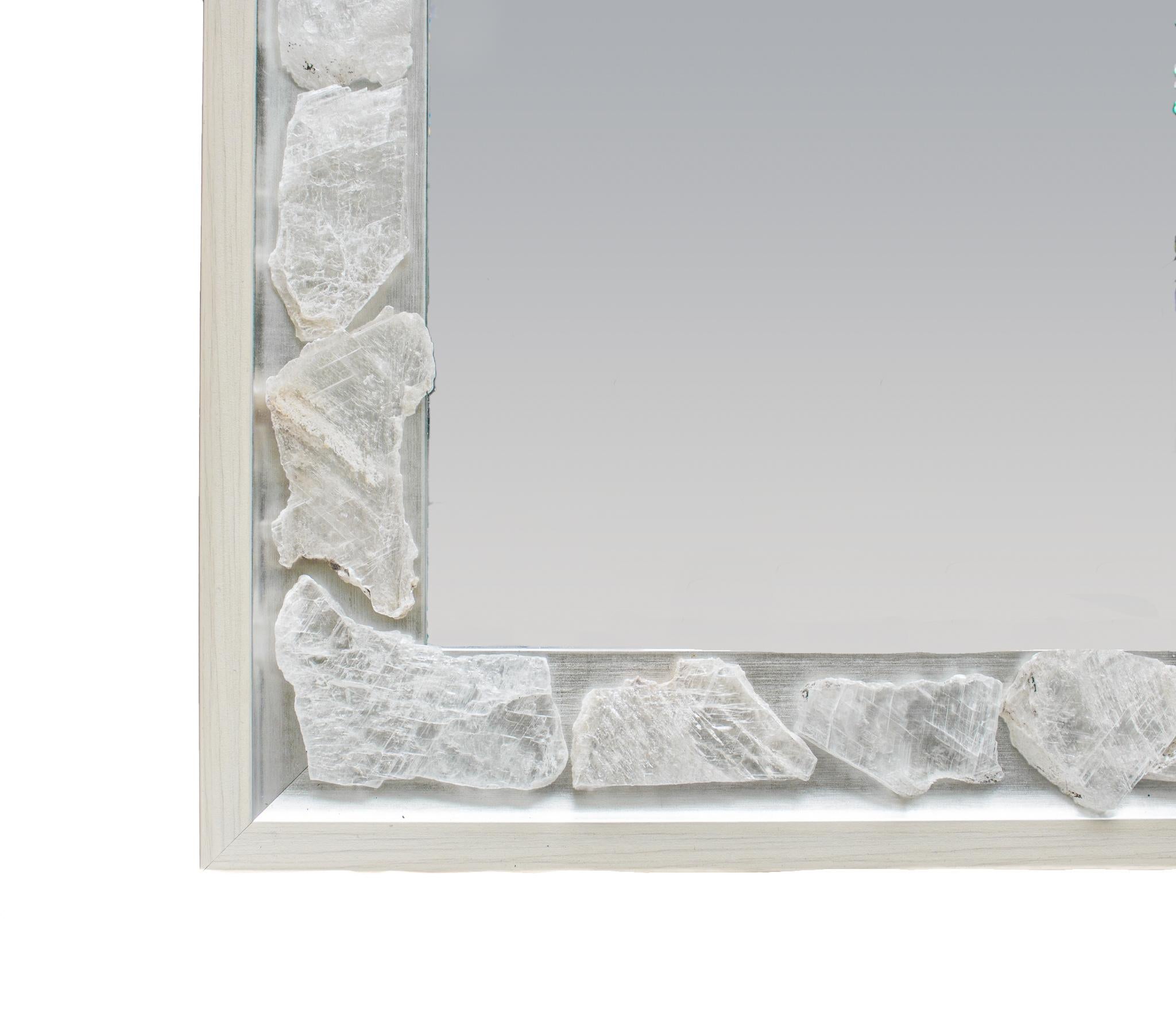 Paire de miroirs Selenite par Interi en vente 1