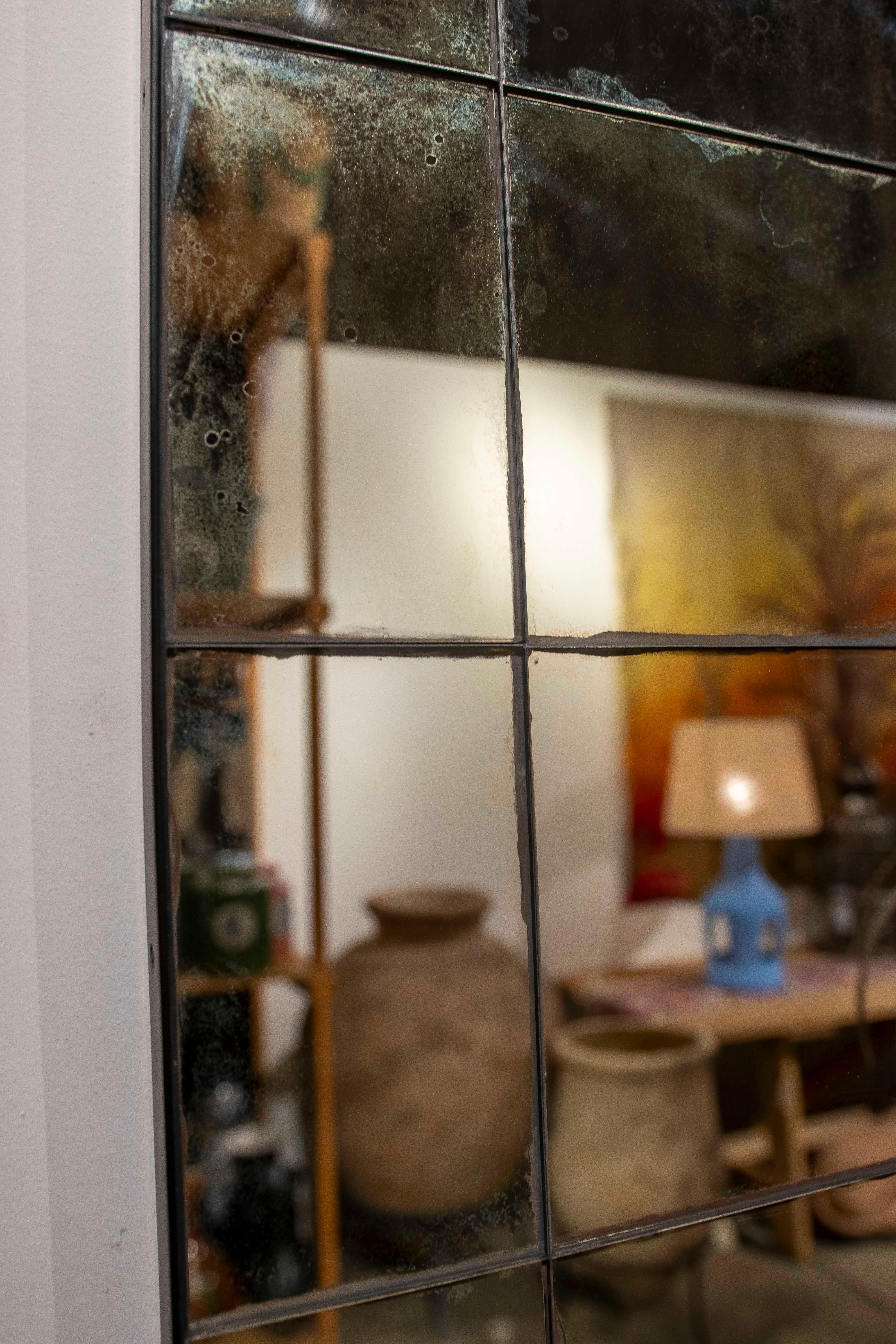XXI secolo e contemporaneo Coppia di specchi da parete ad arco semicircolare con specchi invecchiati in vendita