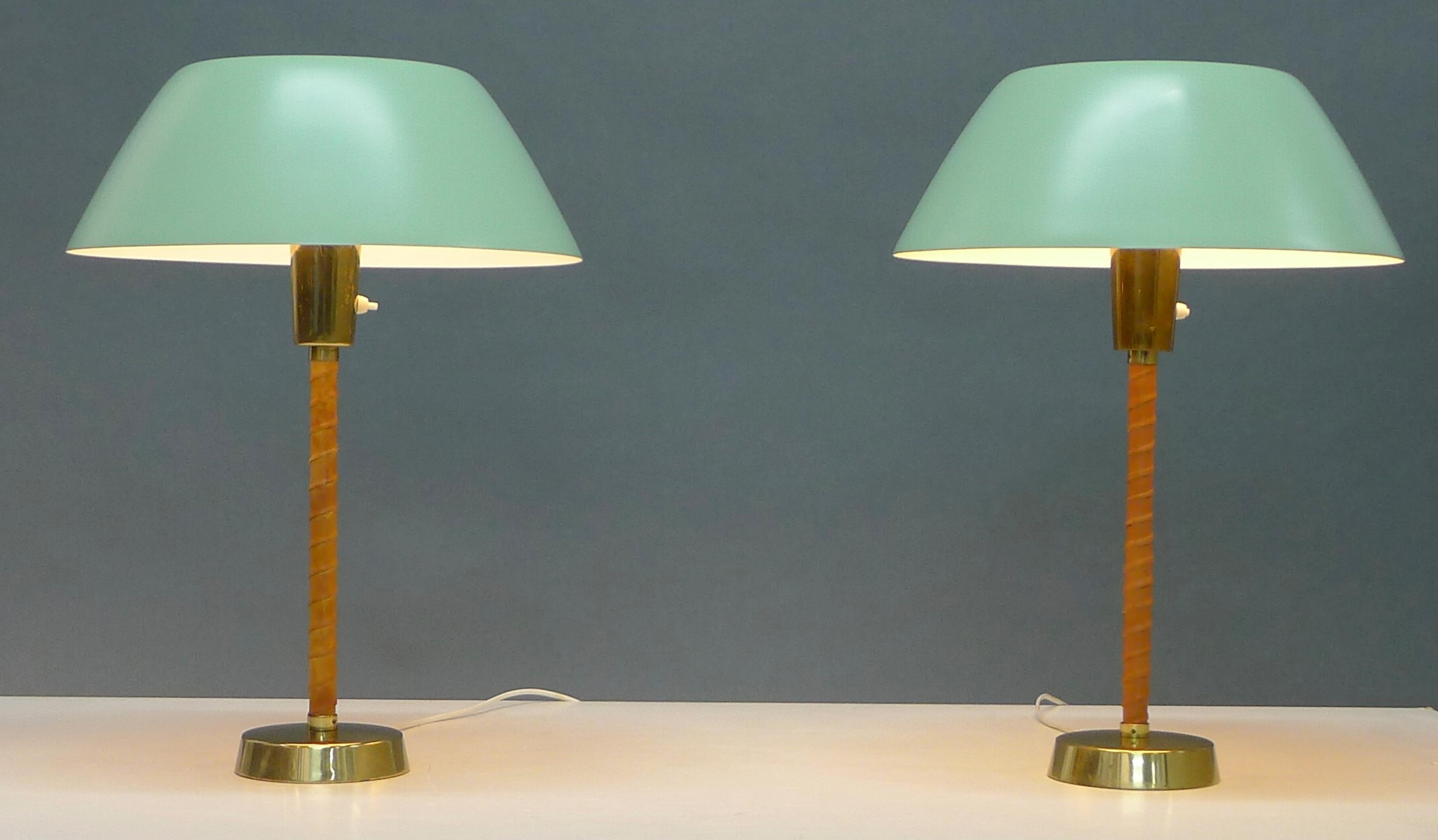 Mid-Century Modern Pair of Senator Table Lamps, Lisa Johansson-Pape for Orno, Finland, design 1947