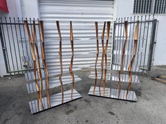 Pareja de estanterías de cristal Sendai de Toyo Ito para Horm