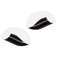 Paire de lampes murales « Conche » de Serge Mouille en noir