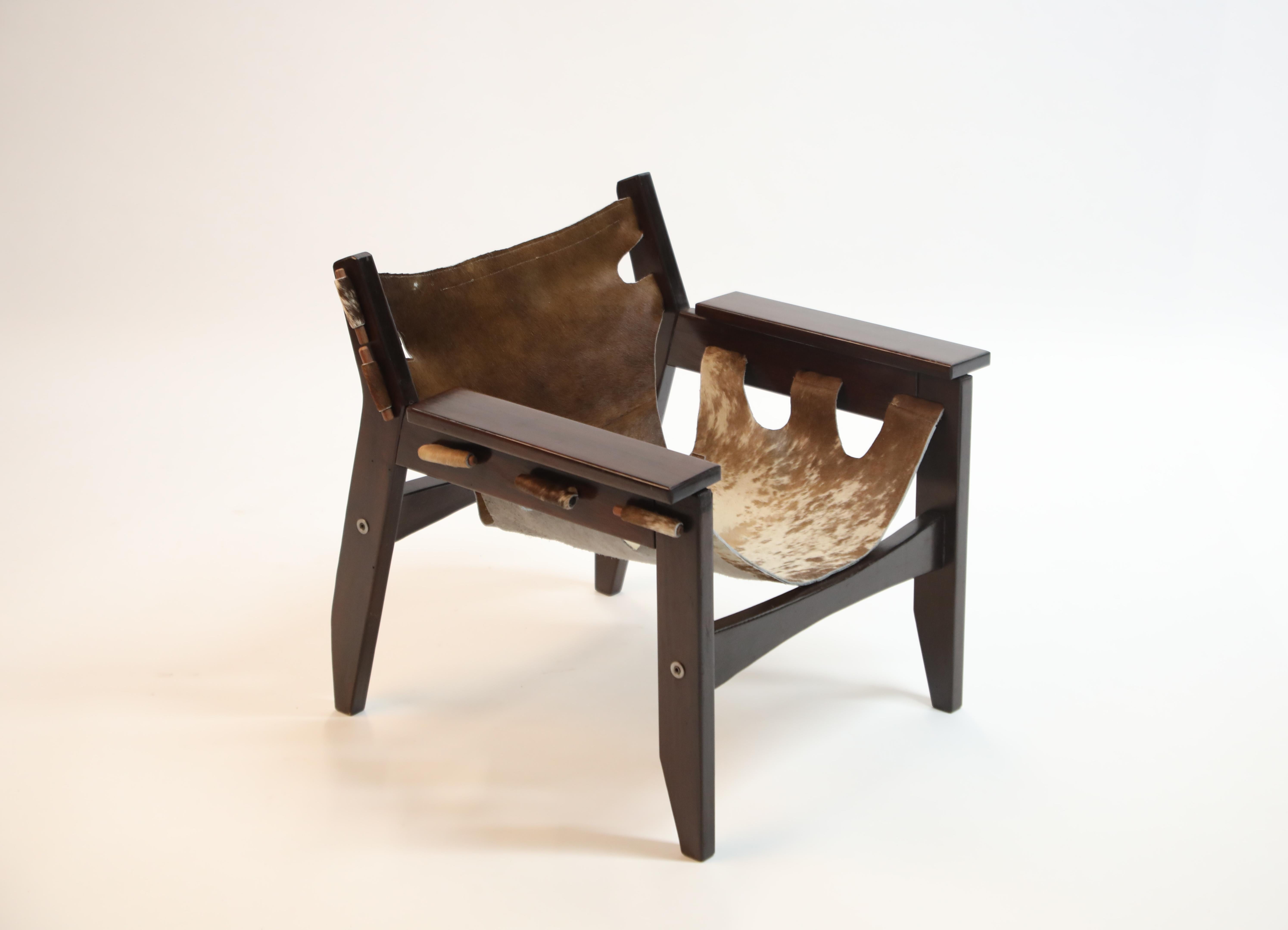 Pair of Sergio Rodrigues Kilin Chairs in Rosewood and Cowhide, OCA, Brazil 1970s 1