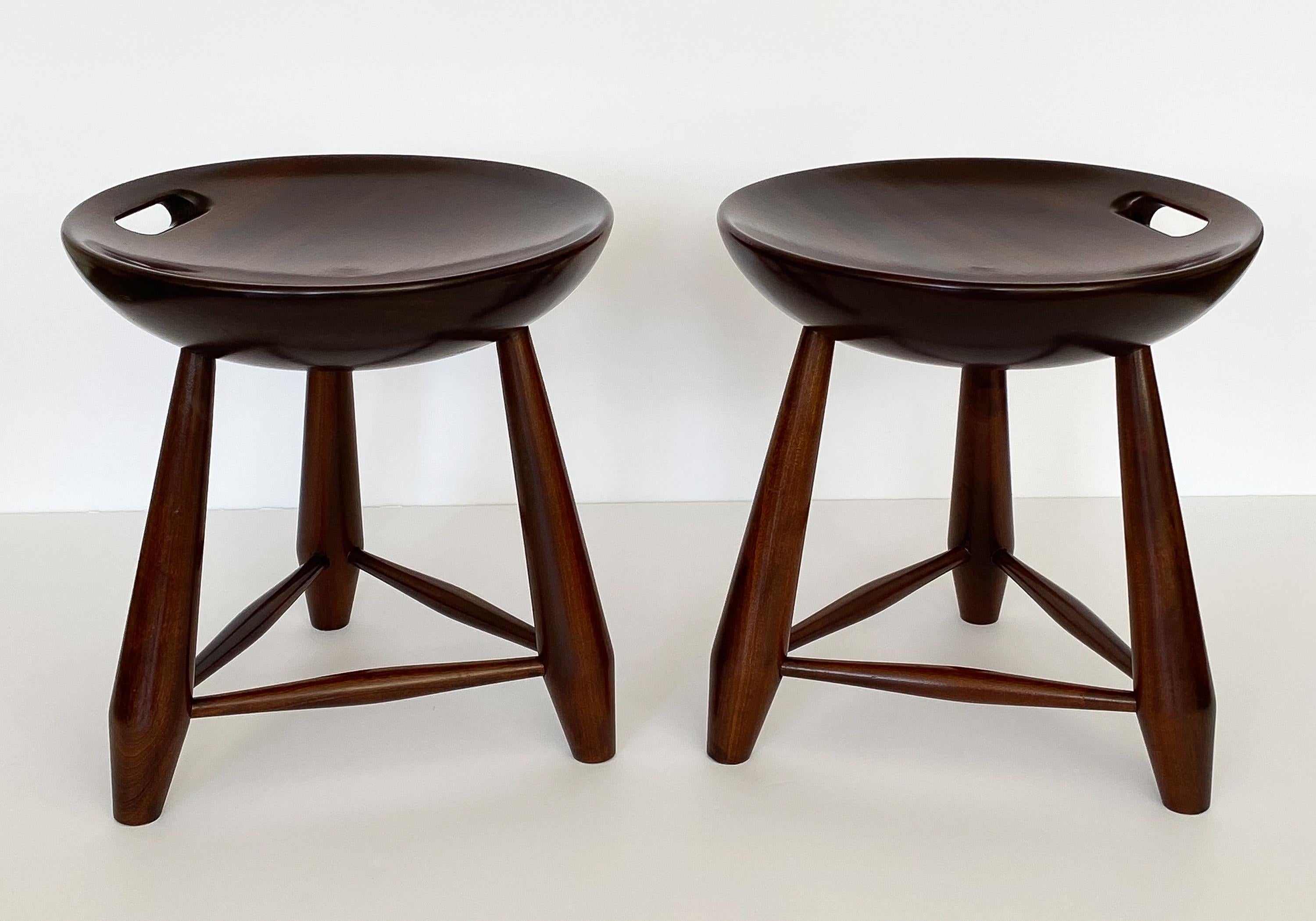 Paar Mocho-Hocker von Sergio Rodrigues aus brasilianischem Jacarandá (Brasilianisch)