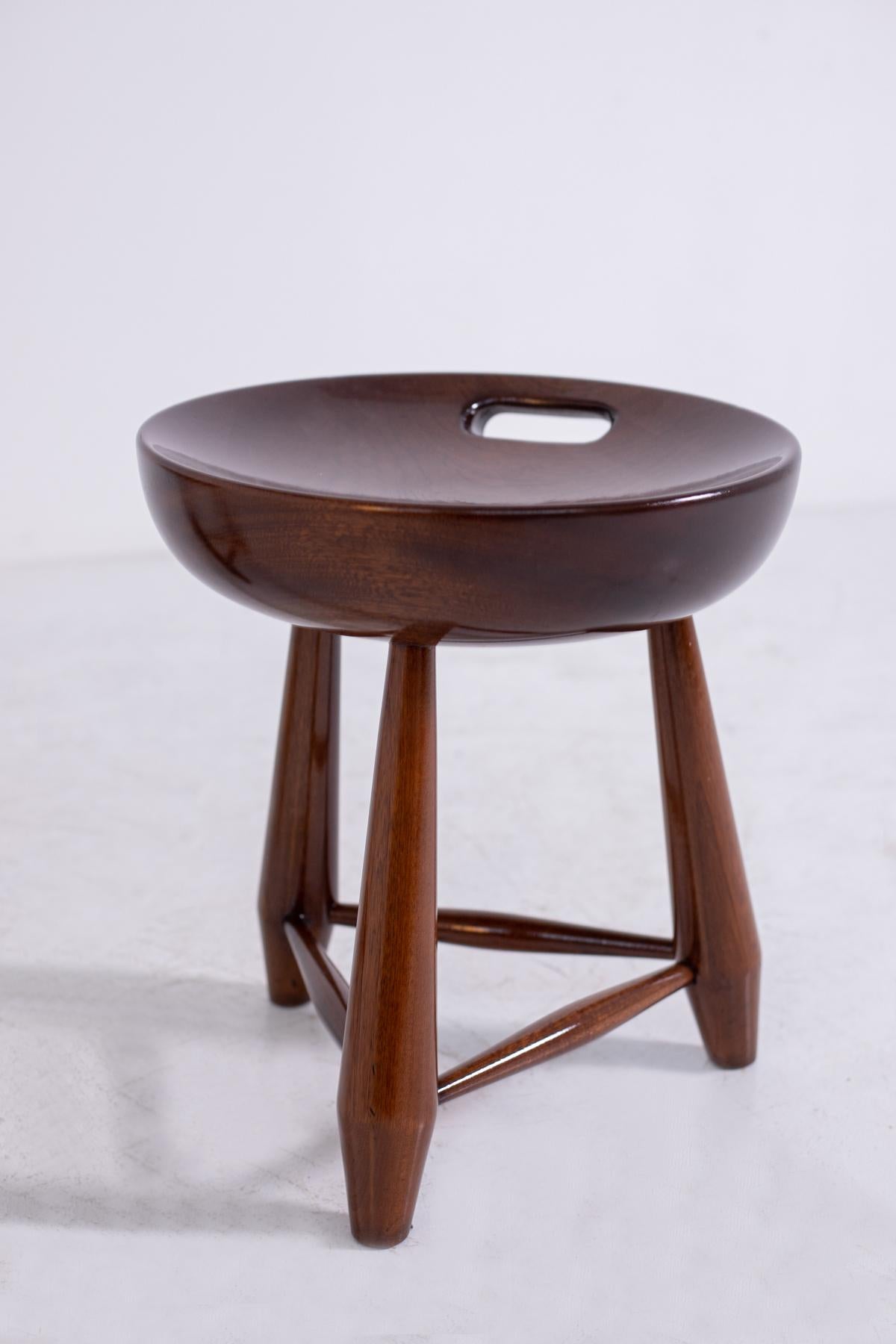 Pair of Sergio Rodrigues Model Mocho Stools, 1950s  In Good Condition In Milano, IT