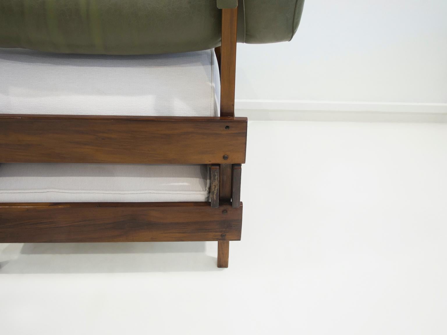 Pair of Sergio Rodrigues 'Tonico' Chairs 8