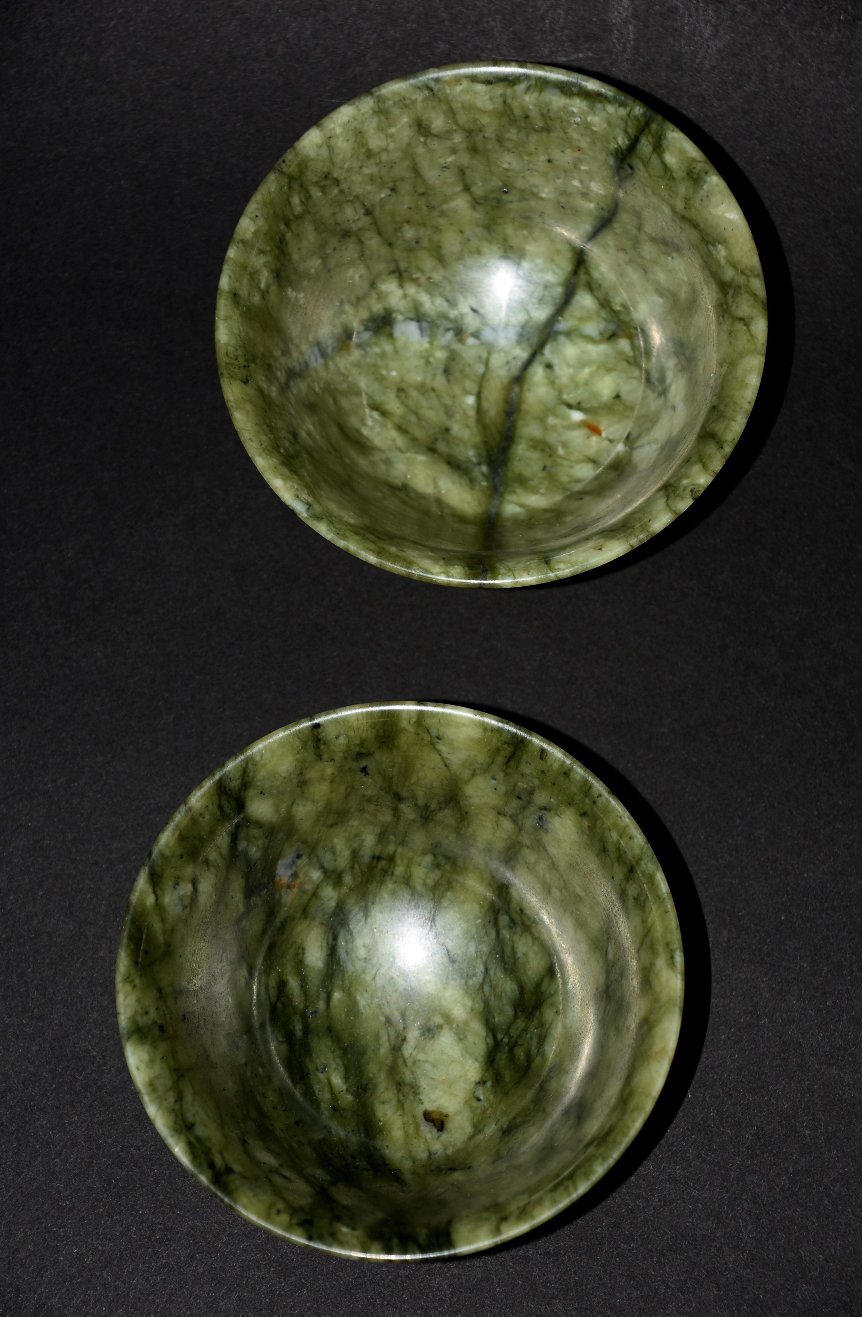 Pair of Serpentine Gemstone Bowls Lightening and Rain For Sale 9