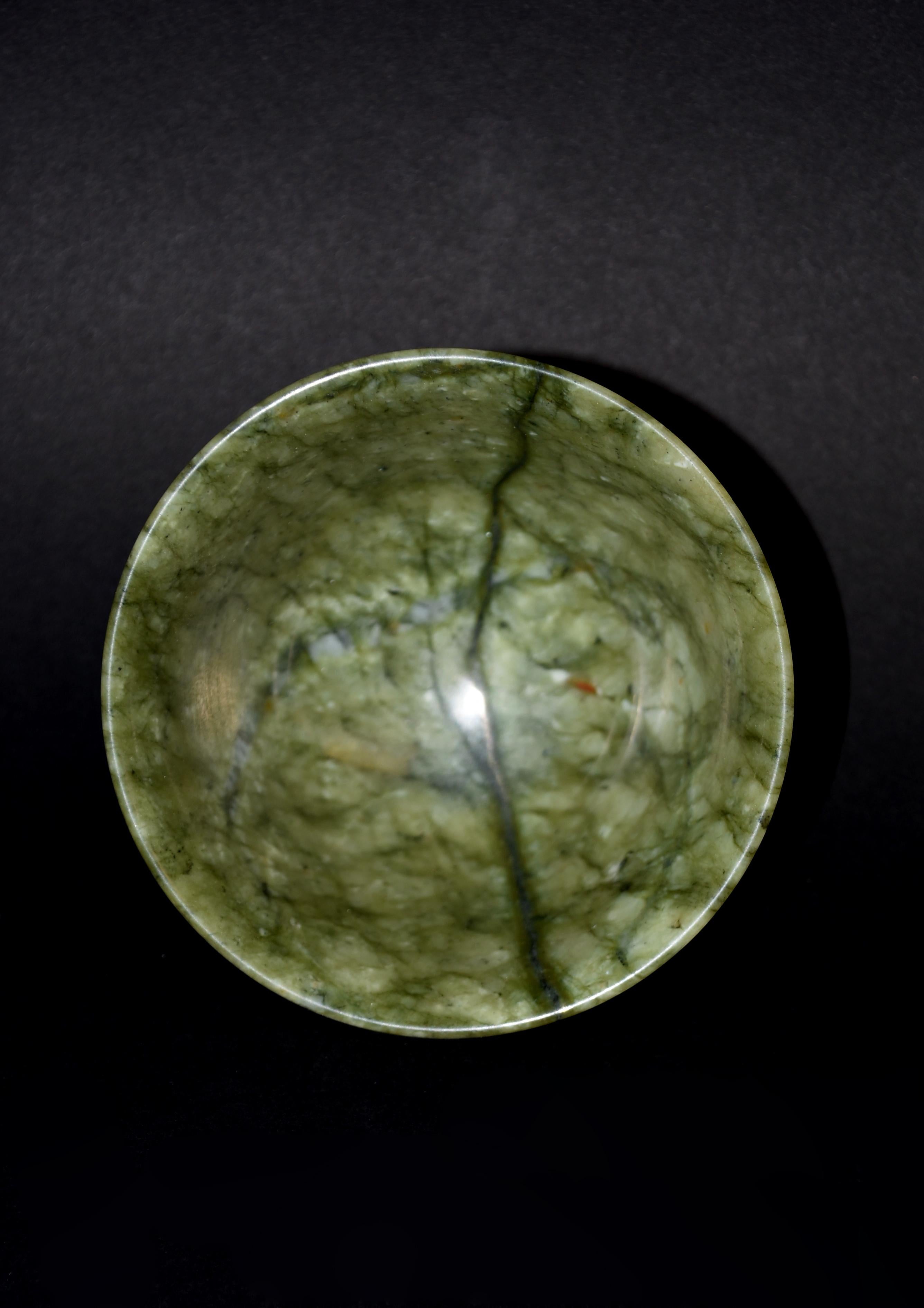 Pair of Serpentine Gemstone Bowls Lightening and Rain In Excellent Condition For Sale In Somis, CA