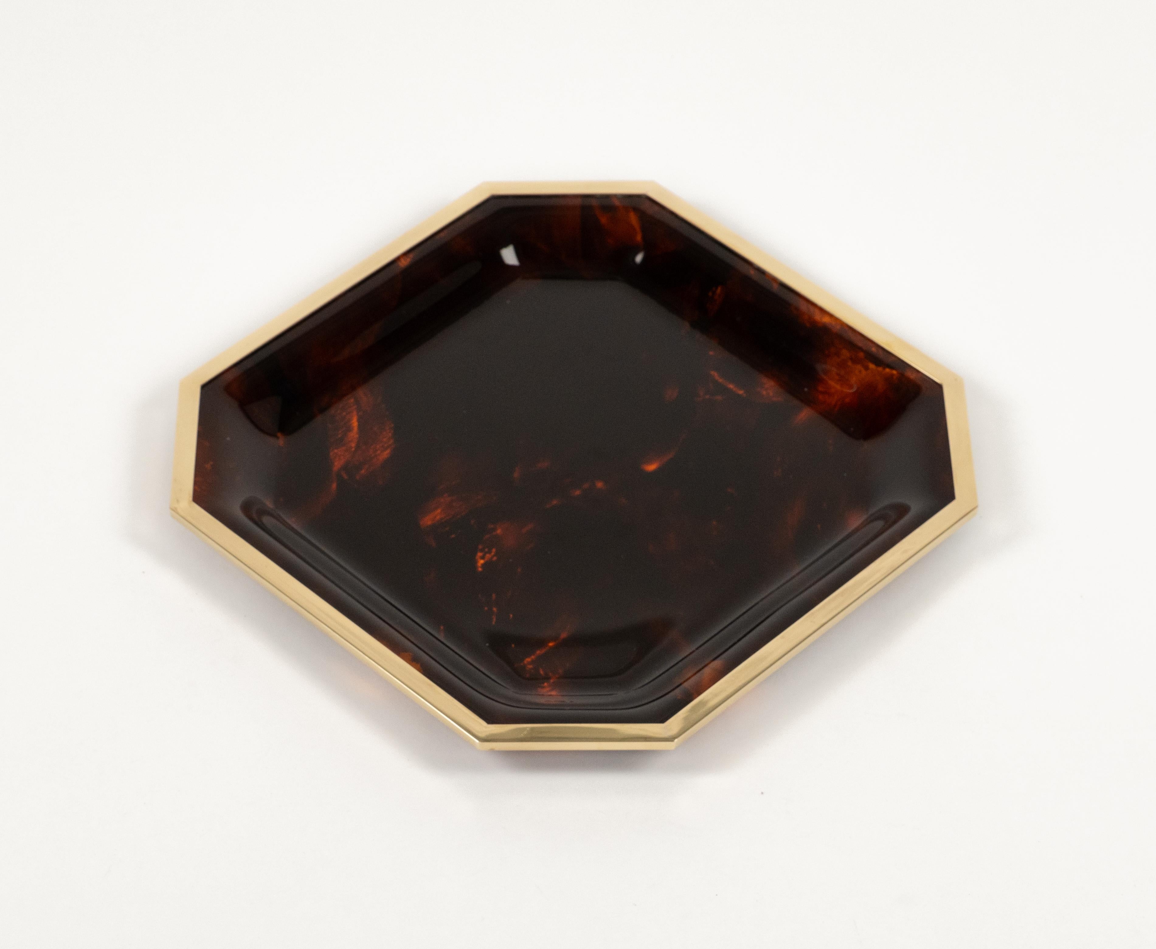 Paar Serviertabletts aus Schildpatt Lucite und Messing Dior Home Style, Italien 1970er Jahre im Angebot 4