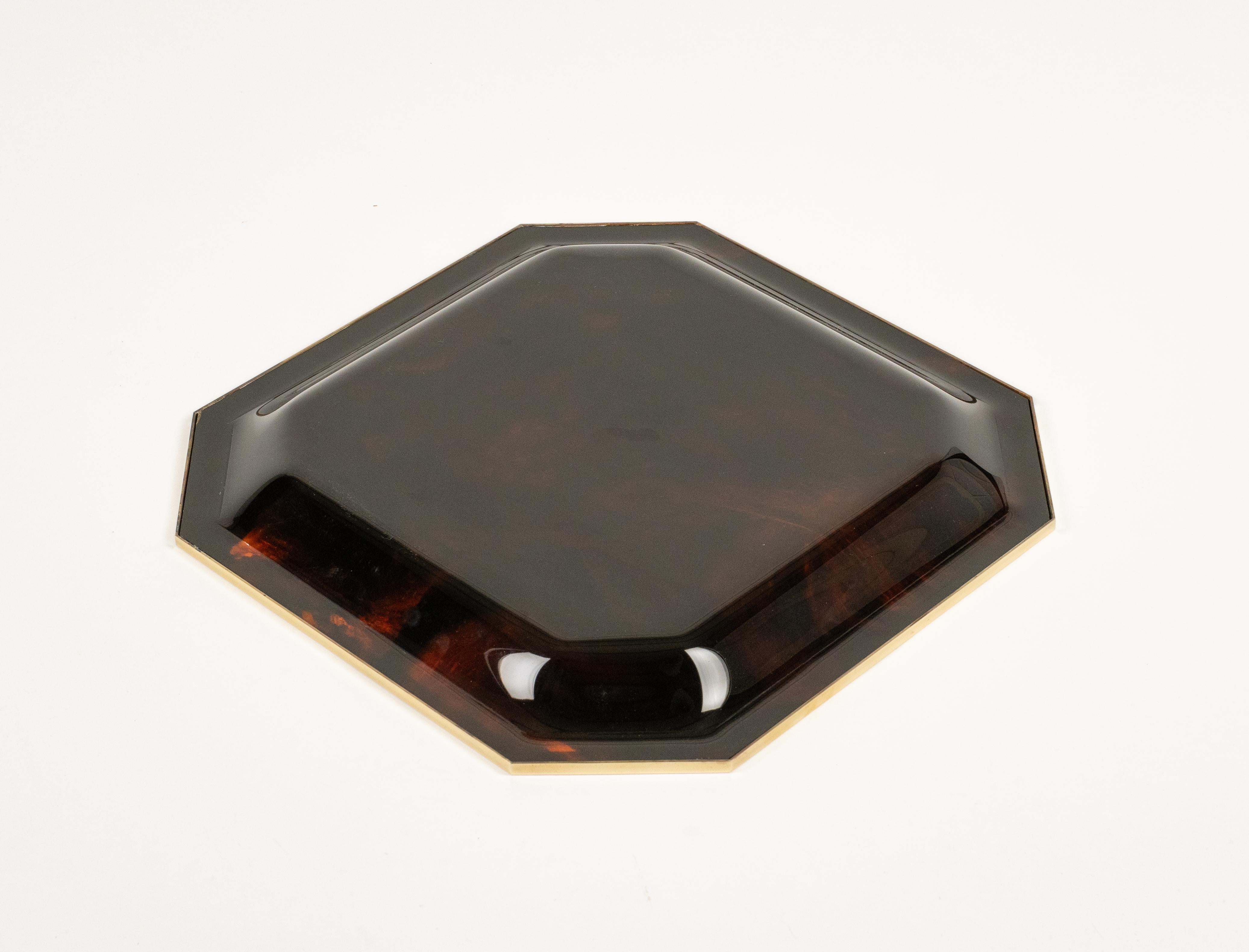 Paar Serviertabletts aus Schildpatt Lucite und Messing Dior Home Style, Italien 1970er Jahre im Angebot 9