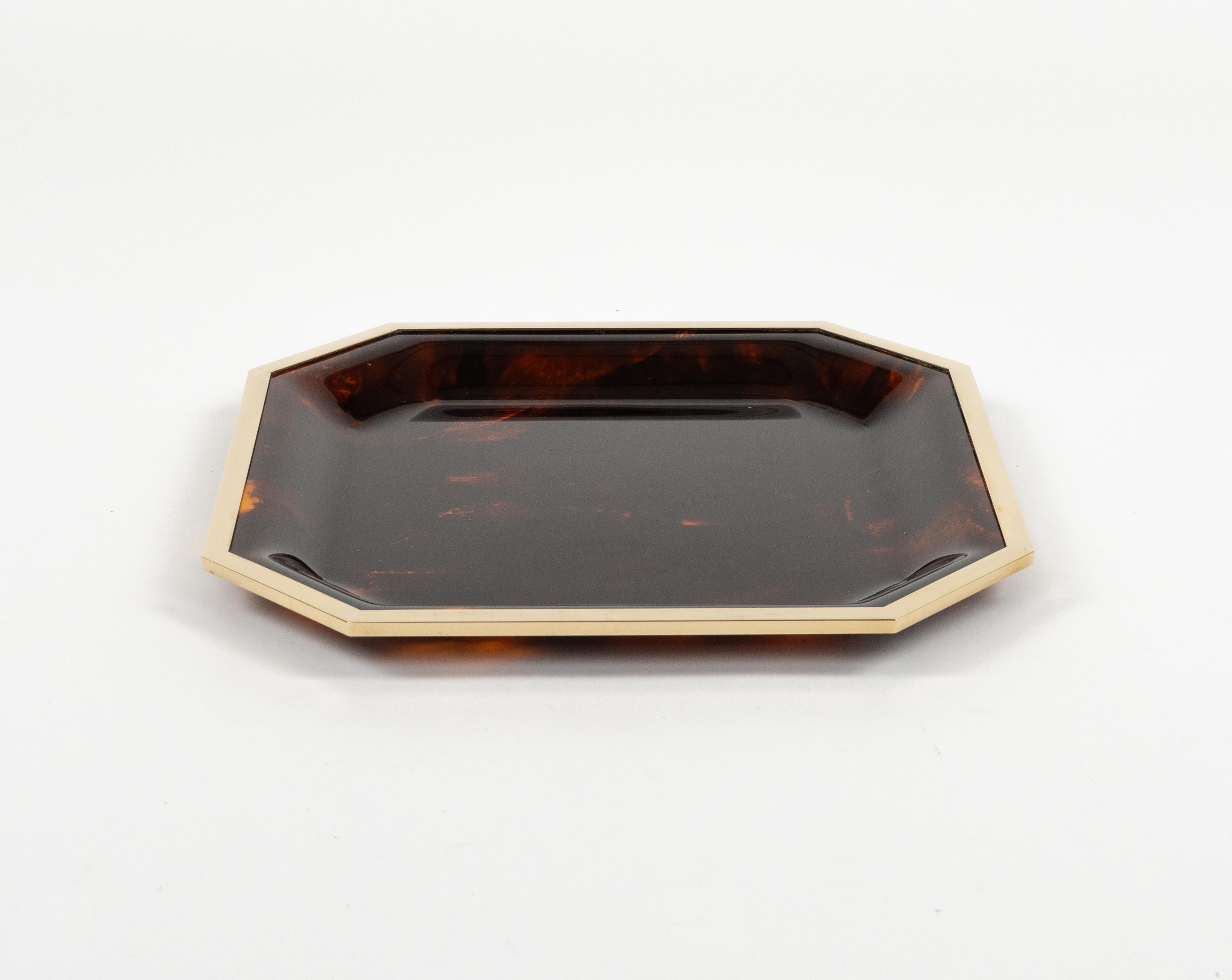 Paar Serviertabletts aus Schildpatt Lucite und Messing Dior Home Style, Italien 1970er Jahre im Angebot 2