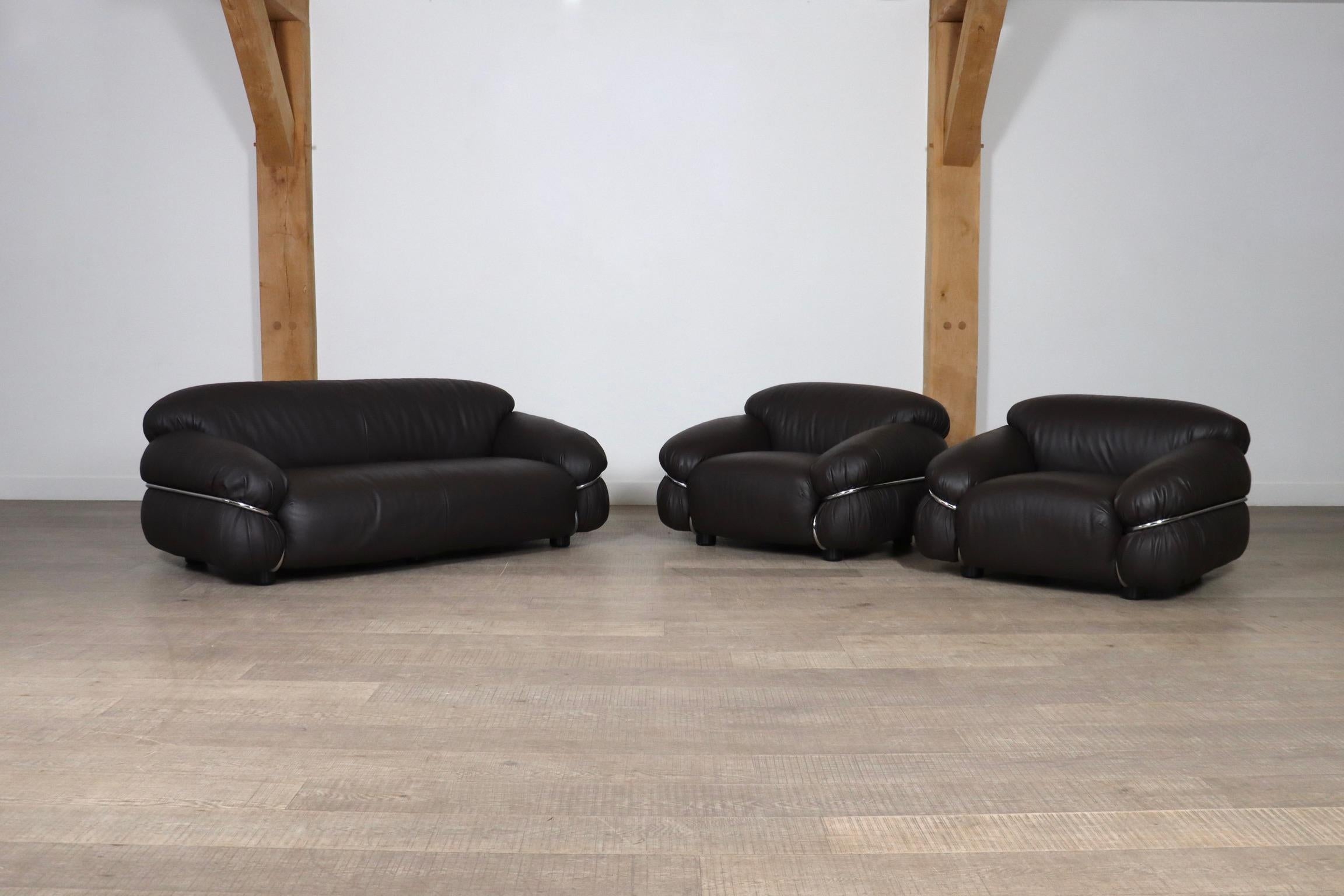 Paar Sesann Lounge Chairs Gianfranco Frattini In braunem Leder, Cassina 1969 im Angebot 7