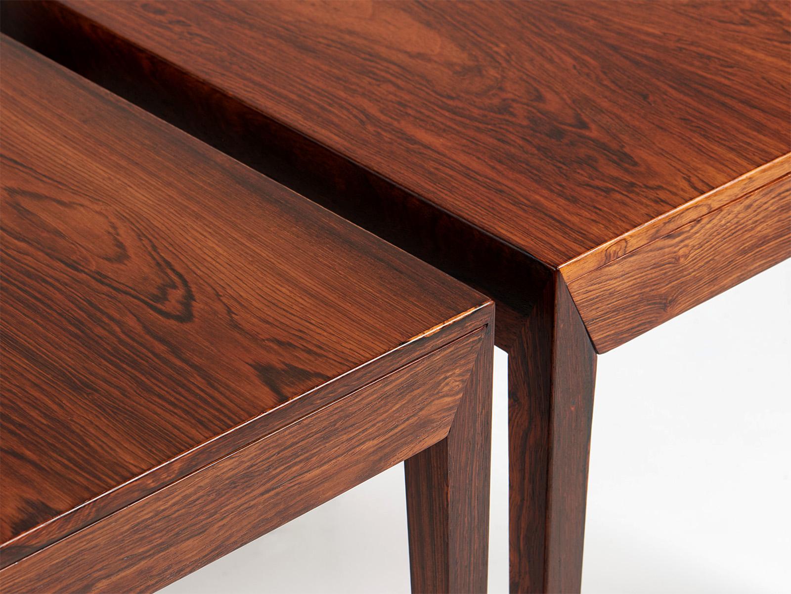 Milieu du XXe siècle Paire de tables d'appoint en palissandre de Severin Hansen années 1950 en vente