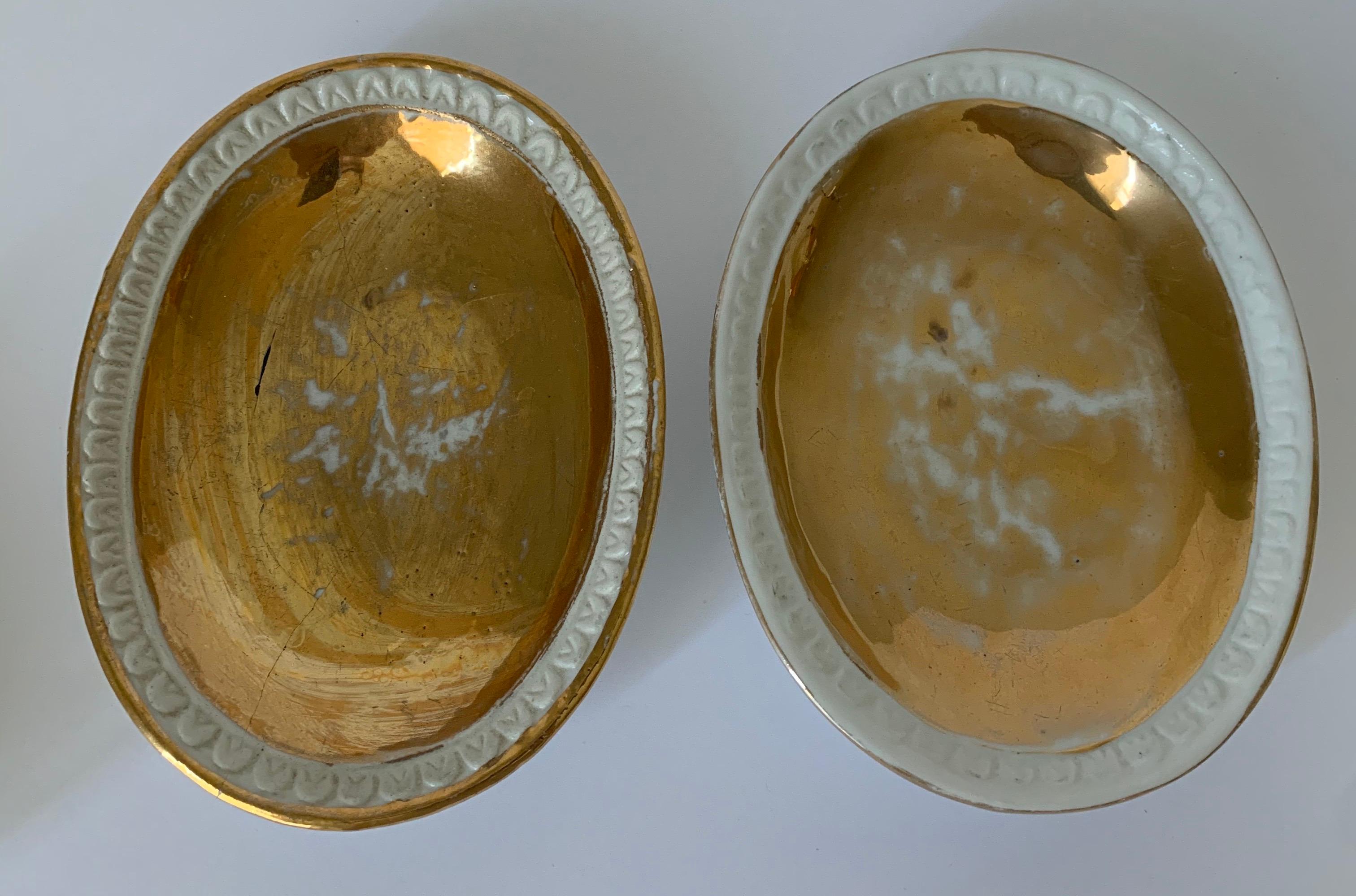 19th Century Pair of Sèvres Bisque Porcelain Swan Dishes and Saucers