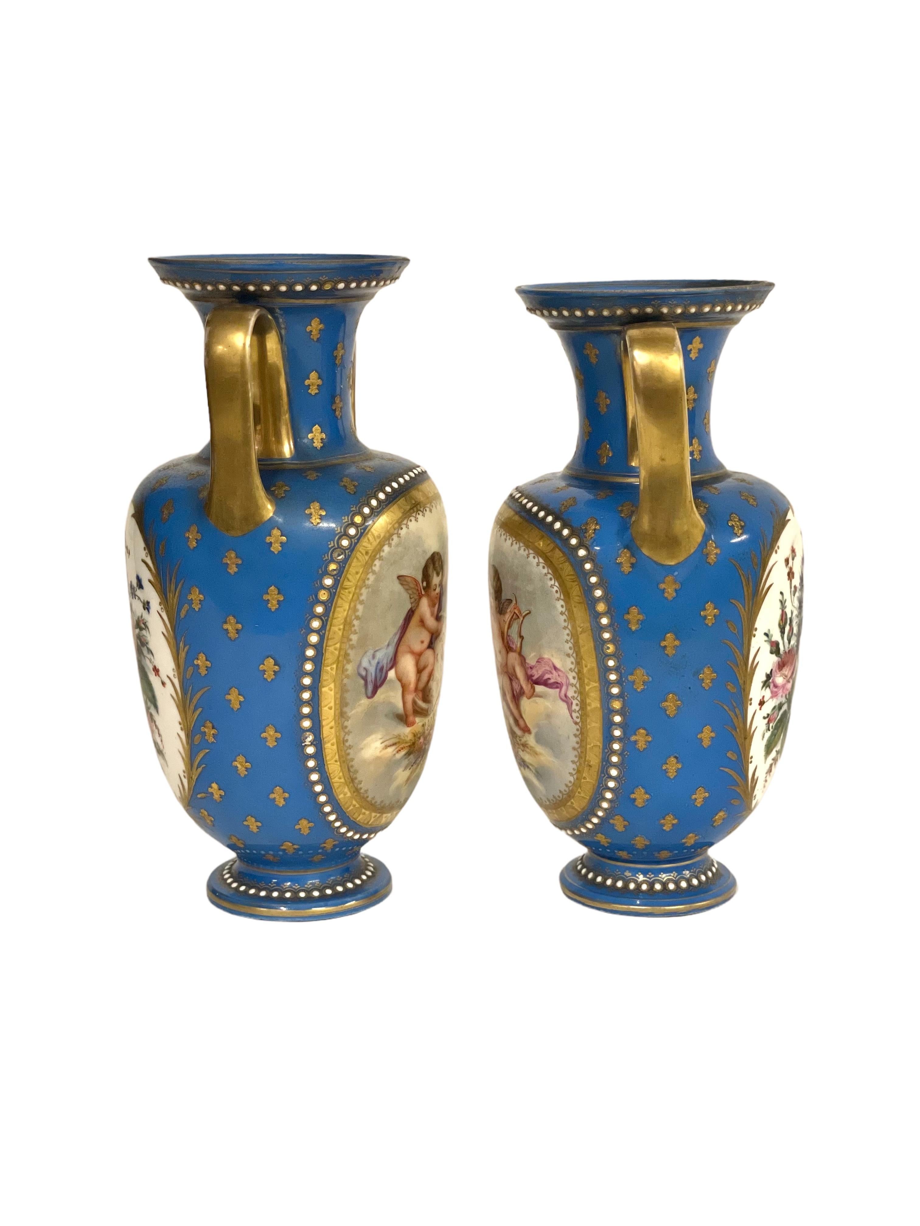 French Sèvres Pair of Gilded and Blue Porcelain Vases, 19th Century For Sale