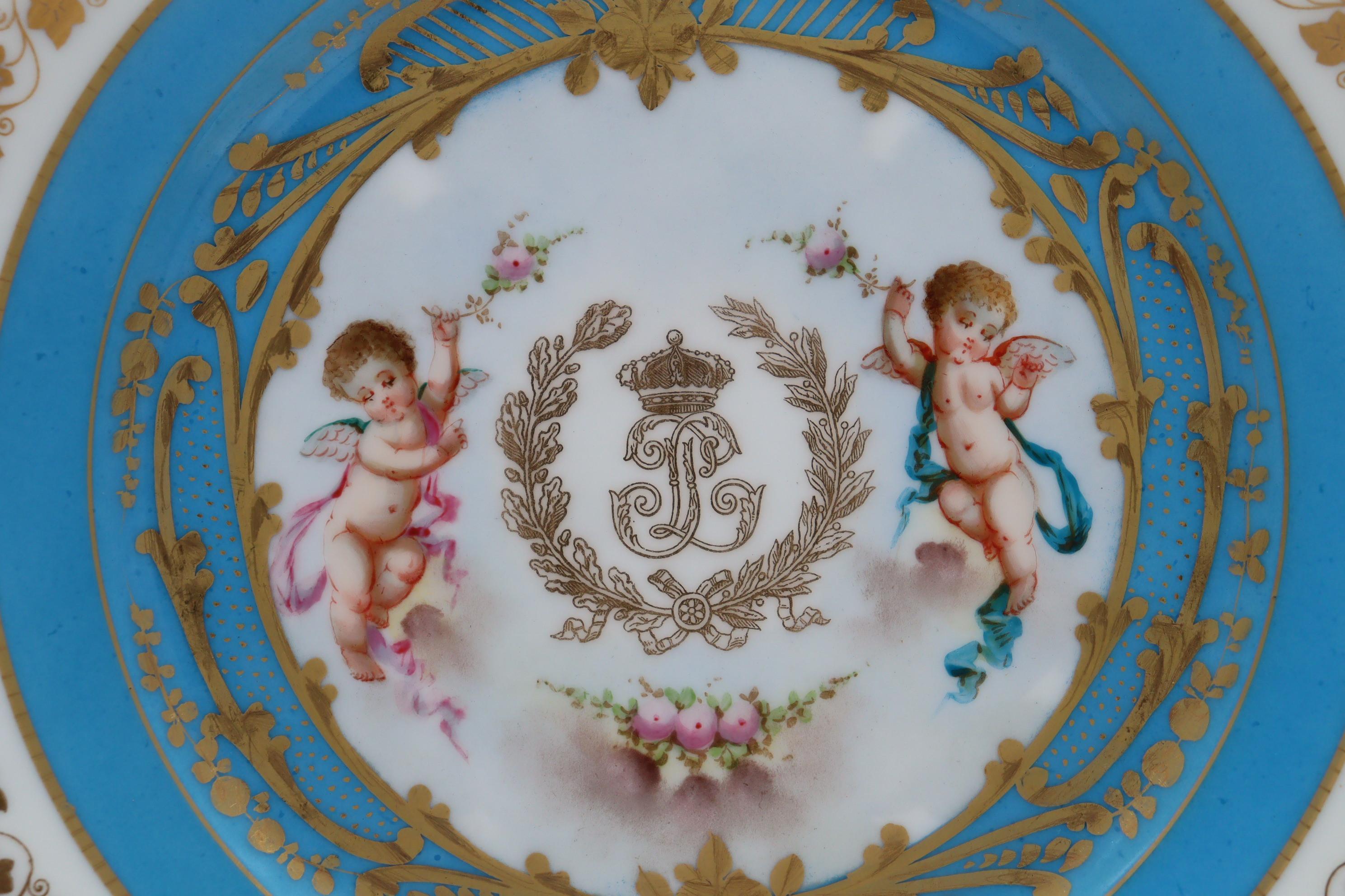 Louis Philippe Pair of Sevres Louis Phillippe plates For Sale