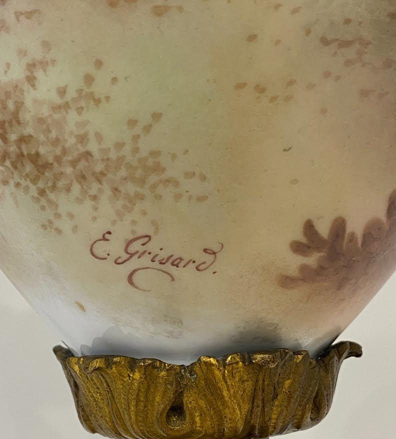 XIX secolo Coppia di vasi coperti in porcellana di Sèvres, periodo Napoleone III. in vendita