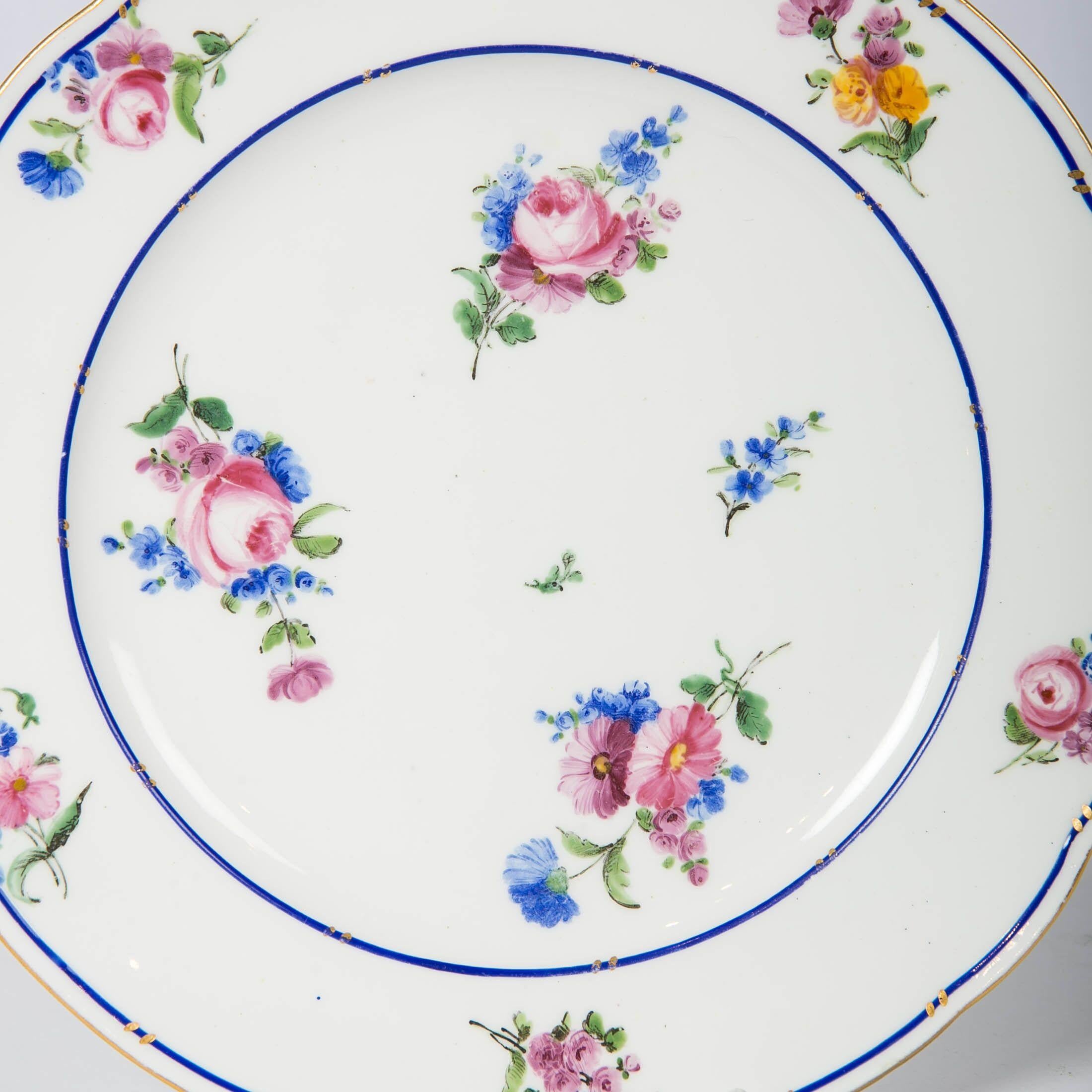 Hand-Painted Pair of Sèvres Porcelain Dishes Painted with Delicate Flowers Made France