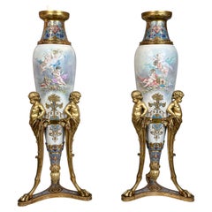 Paire d'objets de style Sèvres  Vases montés en champlevé et bronze doré