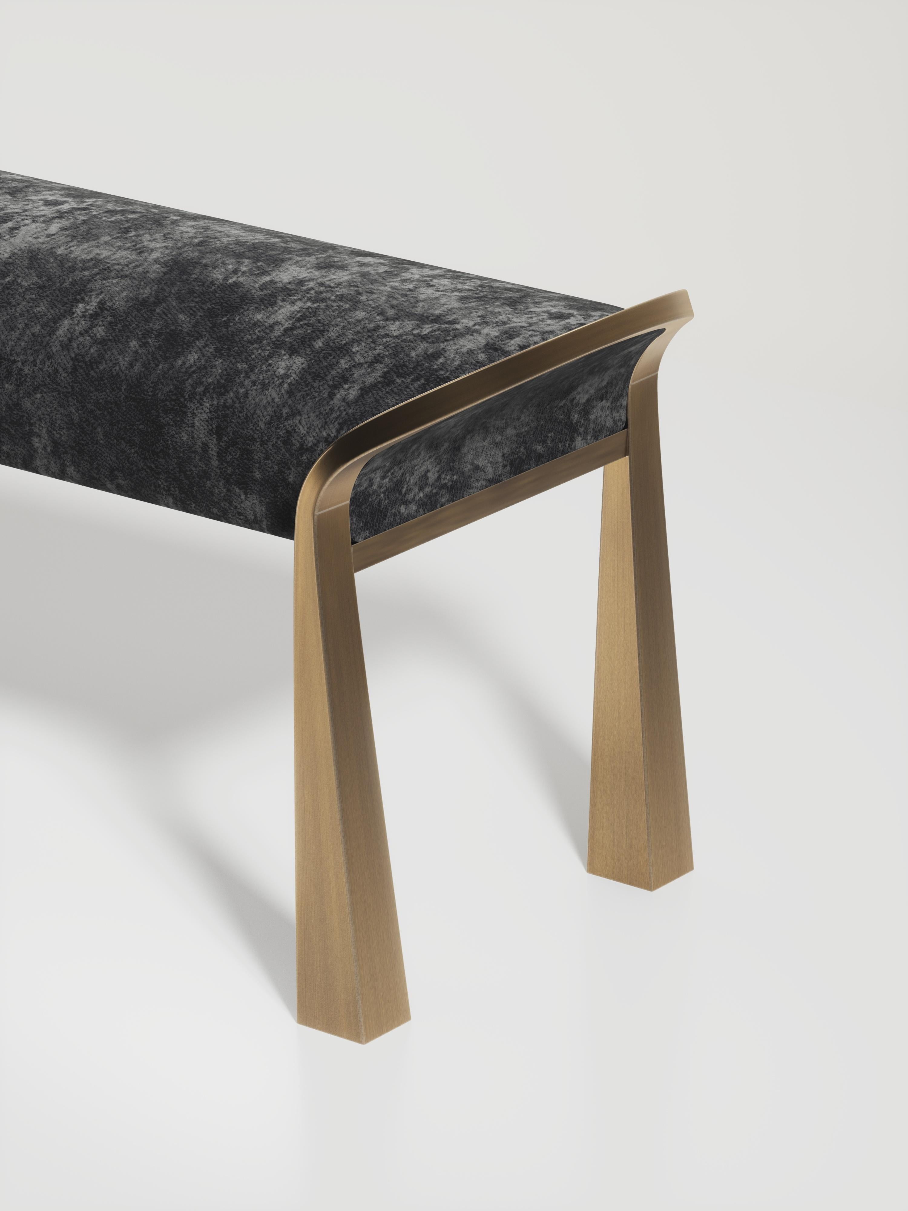 Coppia di sgabelli intarsiati in zigrino con gambe scultoree in ottone di & Y Augousti in vendita 3