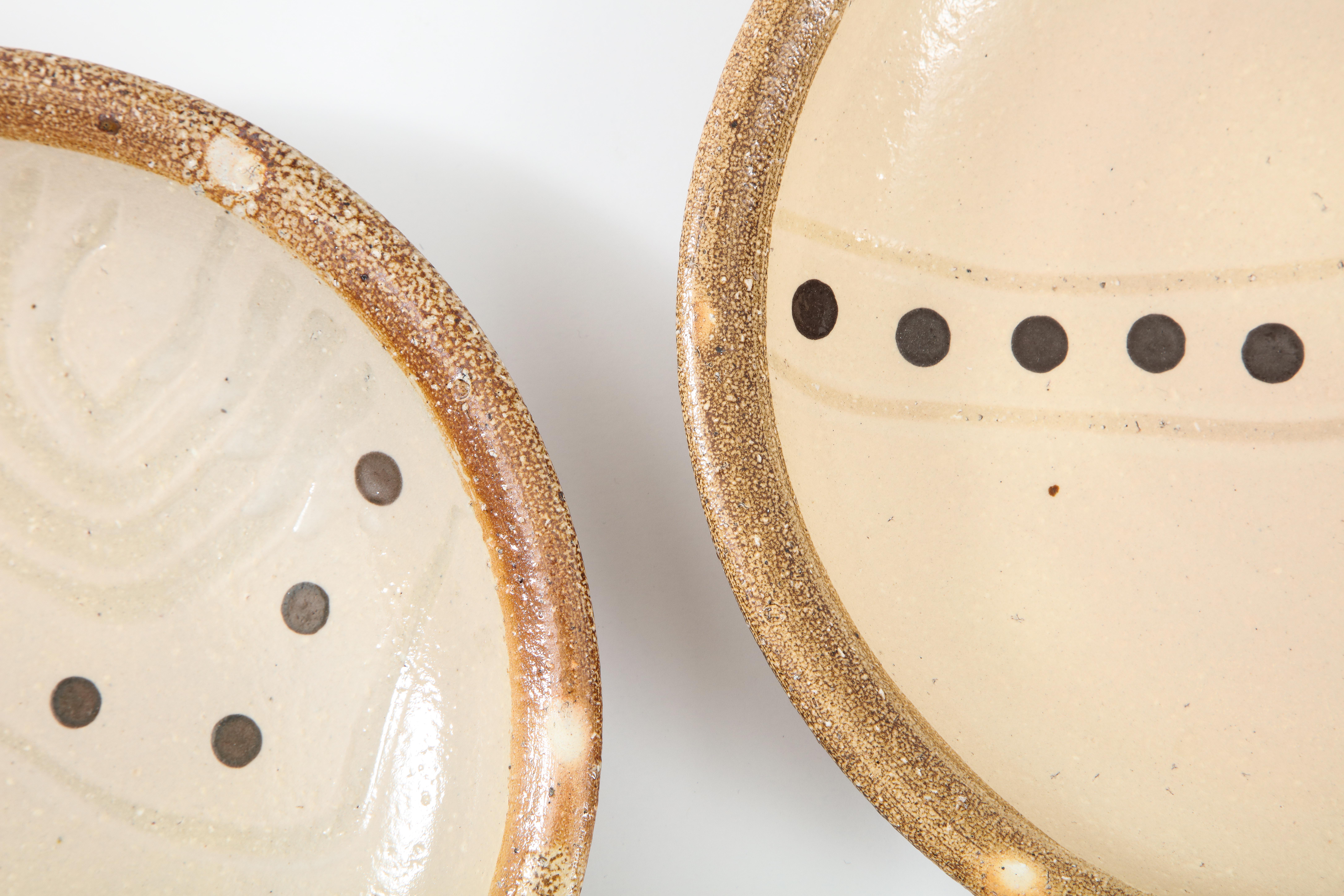 American Pair of Shallow Stoneware Bowls with Abstract Pattern