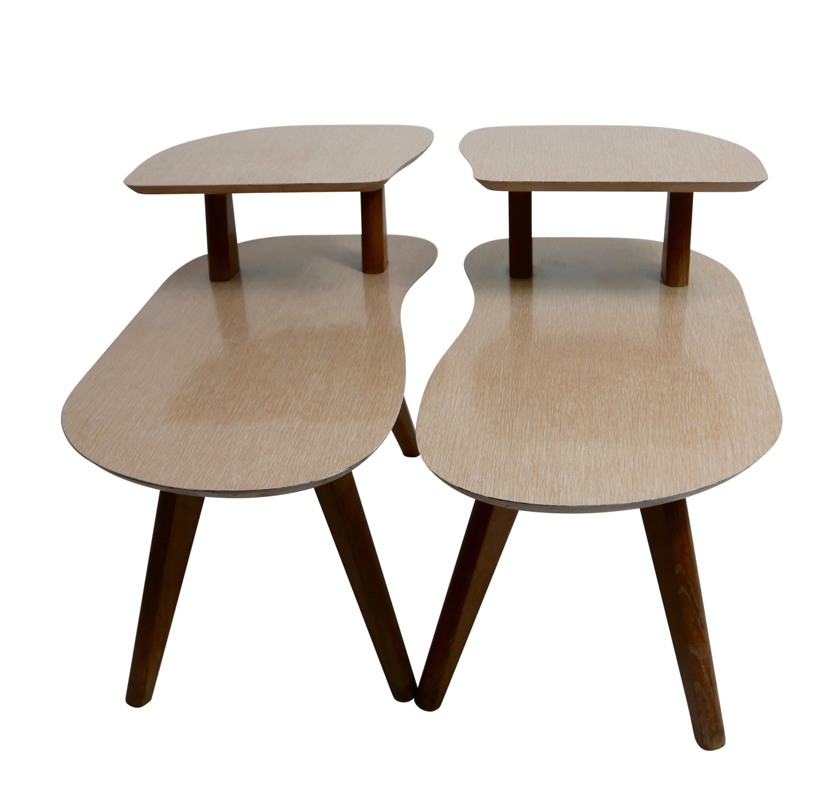 Pair of Shapely Mid-Century Modern Side Tables 3