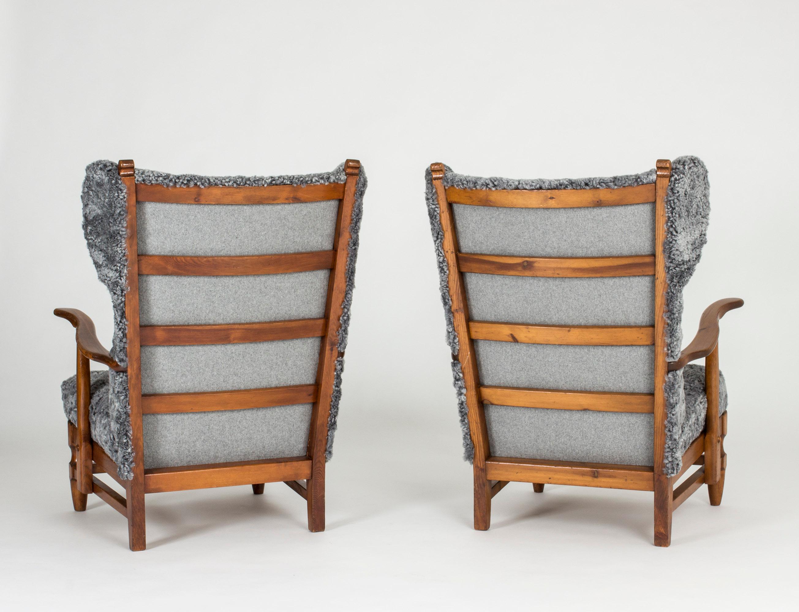 Swedish Pair of Sheepskin Lounge Chairs by Gunnar Göperts