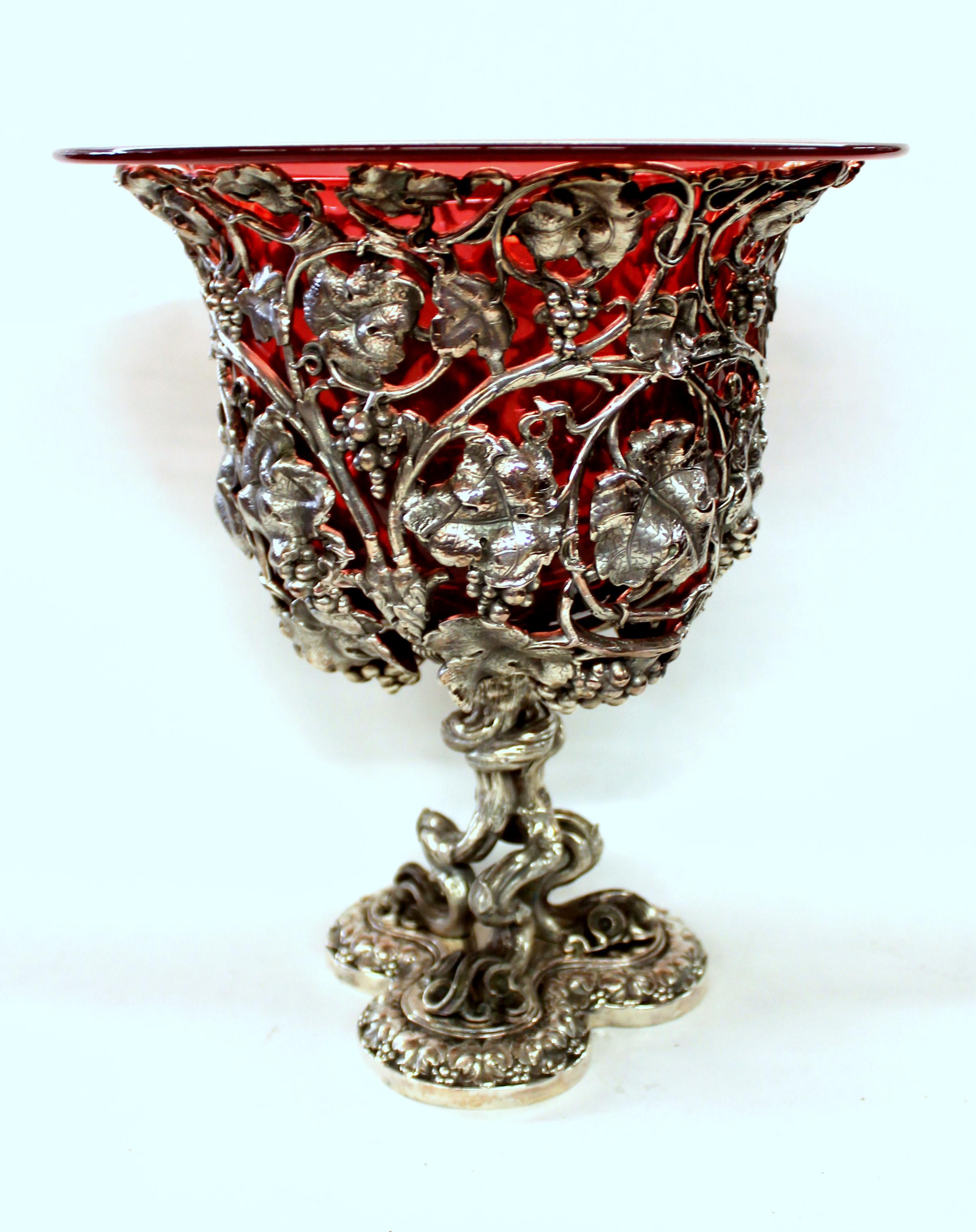 Pair of Sheffield Silver Plate Rococo Style Wine Coolers In Excellent Condition In CHARLESTON, SC
