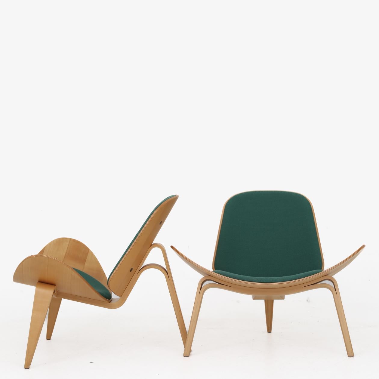 Pair of Shell Chairs in Maple by Hans J. Wegner 1