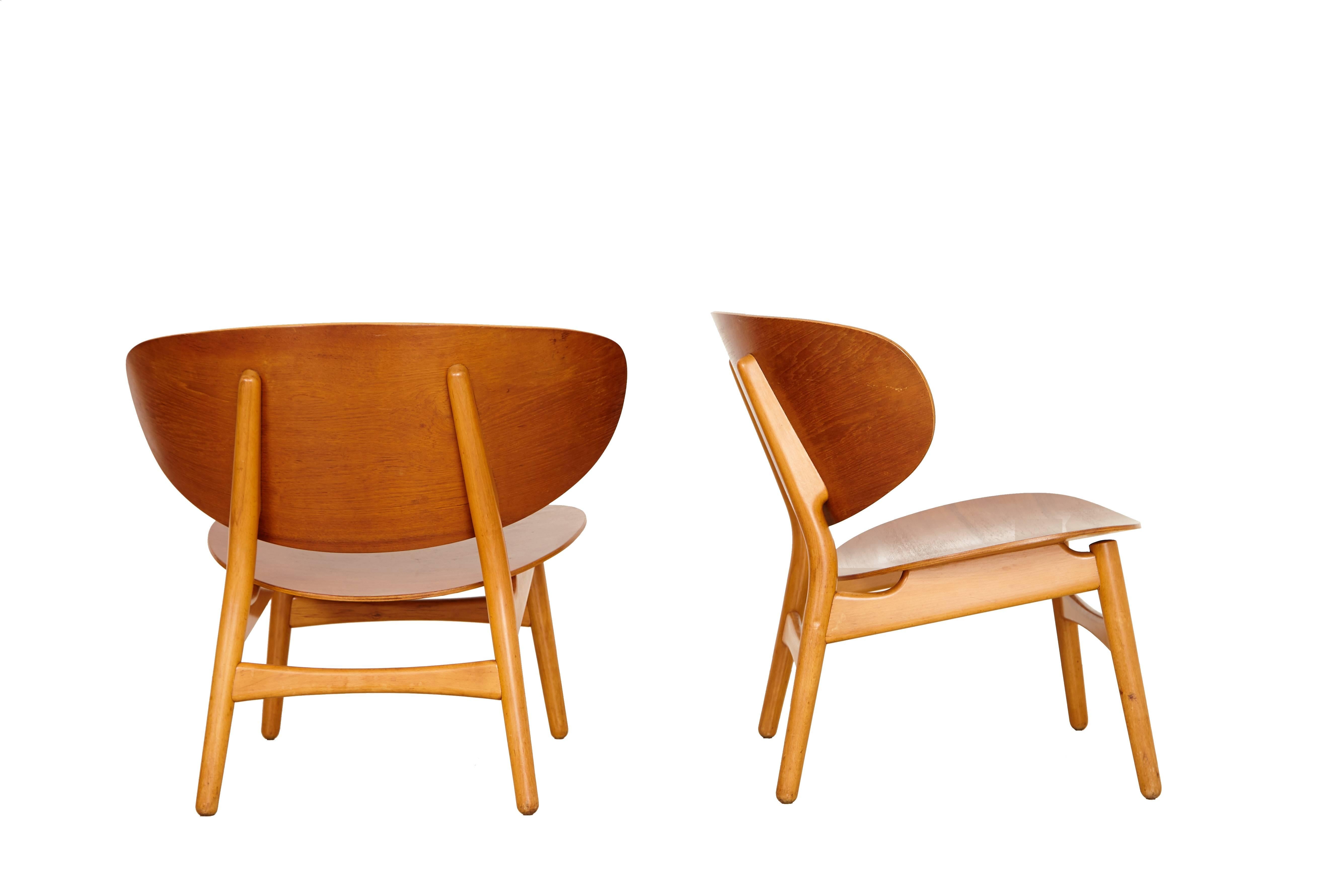 Stained Pair of Shell Lounge Chairs by Hans Wegner For Sale