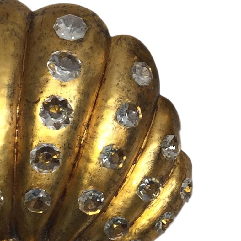 lampada a forma di conchiglia