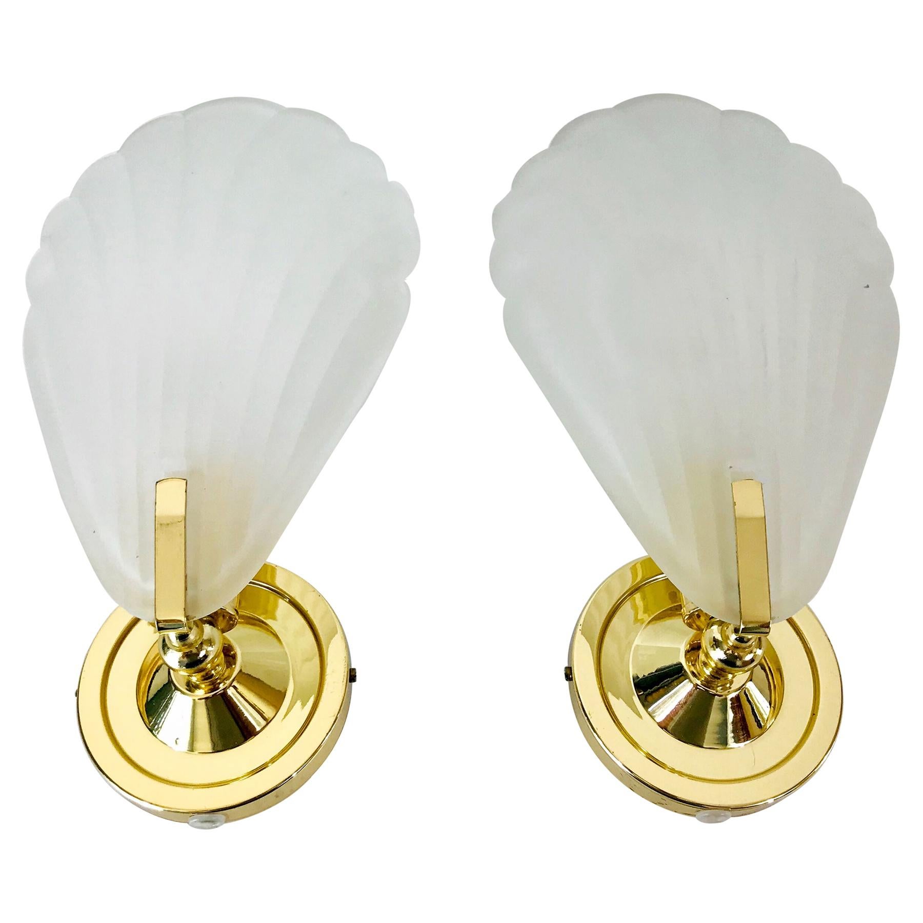 Pair of Shell Shaped Brass and Glass Wall Lamps, 1980s For Sale