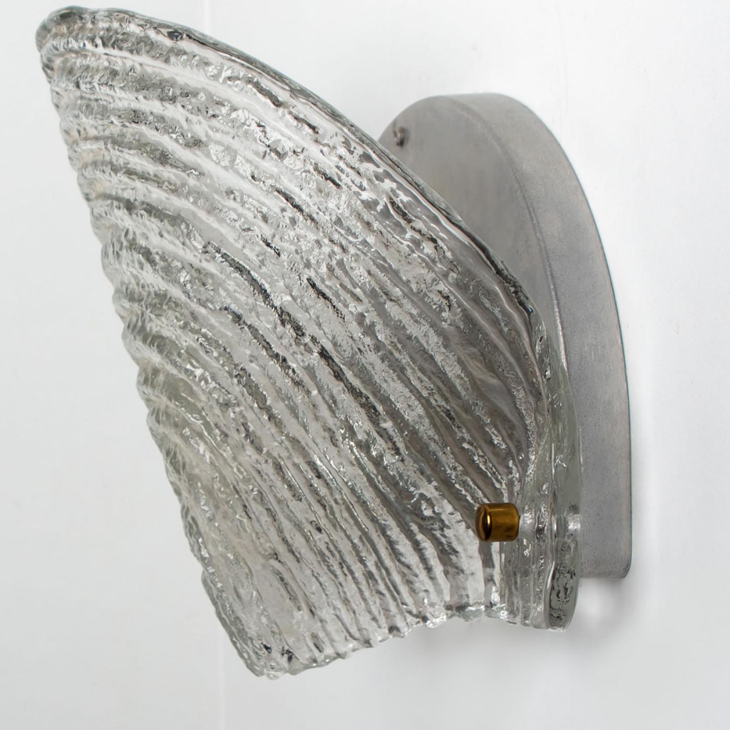 Pair of Shell Shaped Ribble Glass Wall Lights, Germany In Good Condition In Rijssen, NL