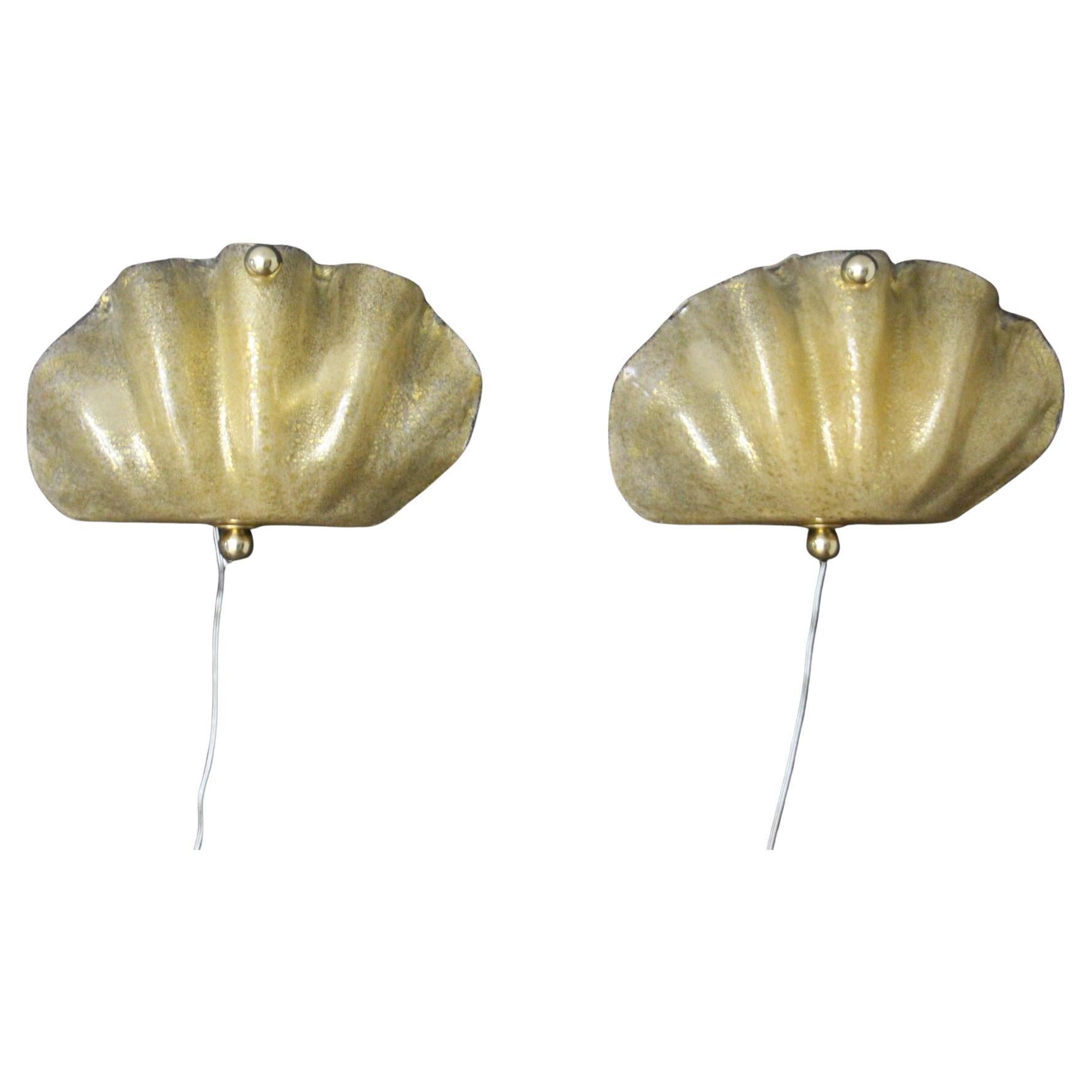 Pair of Shell Shaped Sconces in Gold Murano Glass