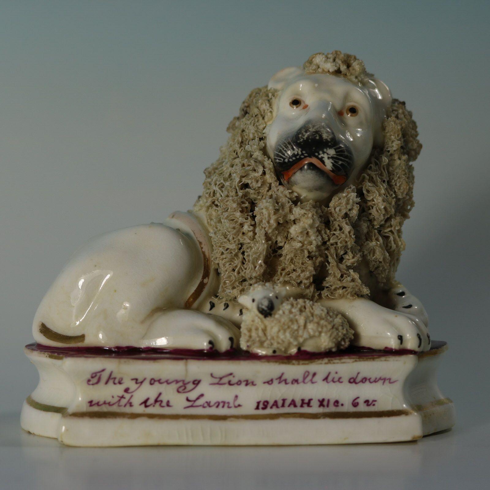 Coppia di figure di leoni e agnelli dello Staffordshire di Shelton in vendita 5
