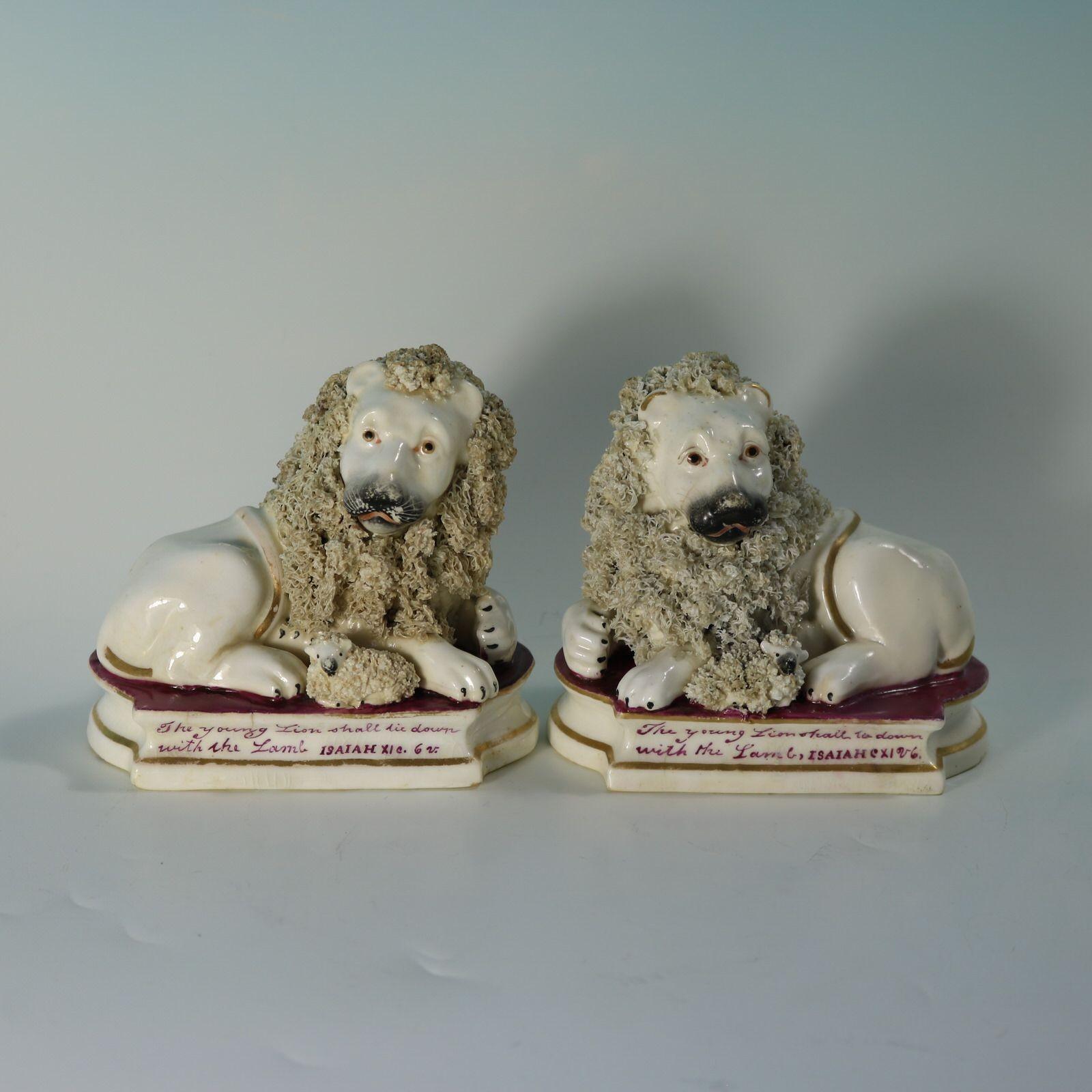 Coppia di figure di leoni e agnelli dello Staffordshire di Shelton in vendita 3