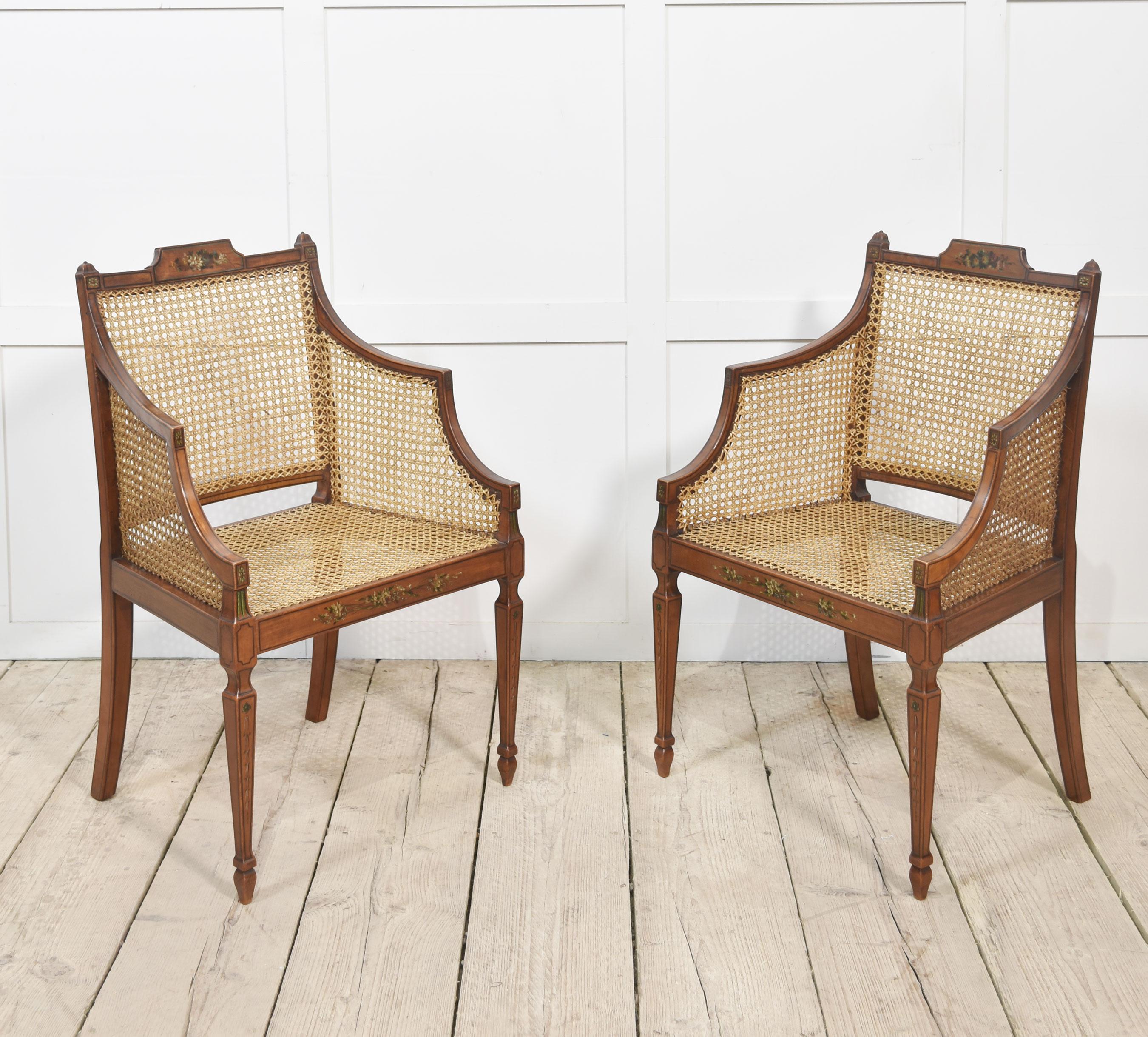 Paar Sessel aus Satinholz und Bergere im Sheraton-Revival-Stil im Angebot 5