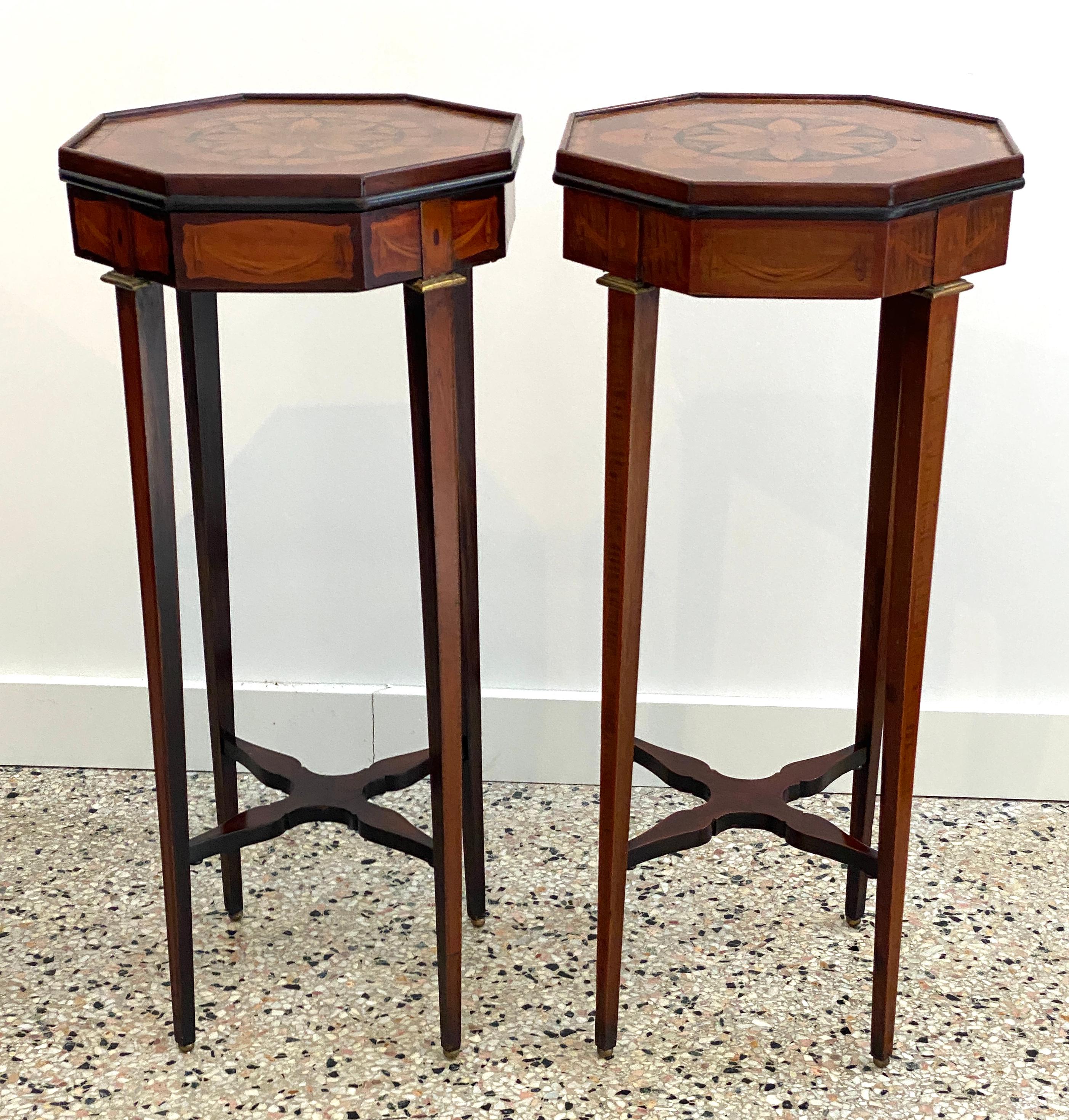 Pair of Sheraton Style Marquetry Tables In Good Condition In West Palm Beach, FL