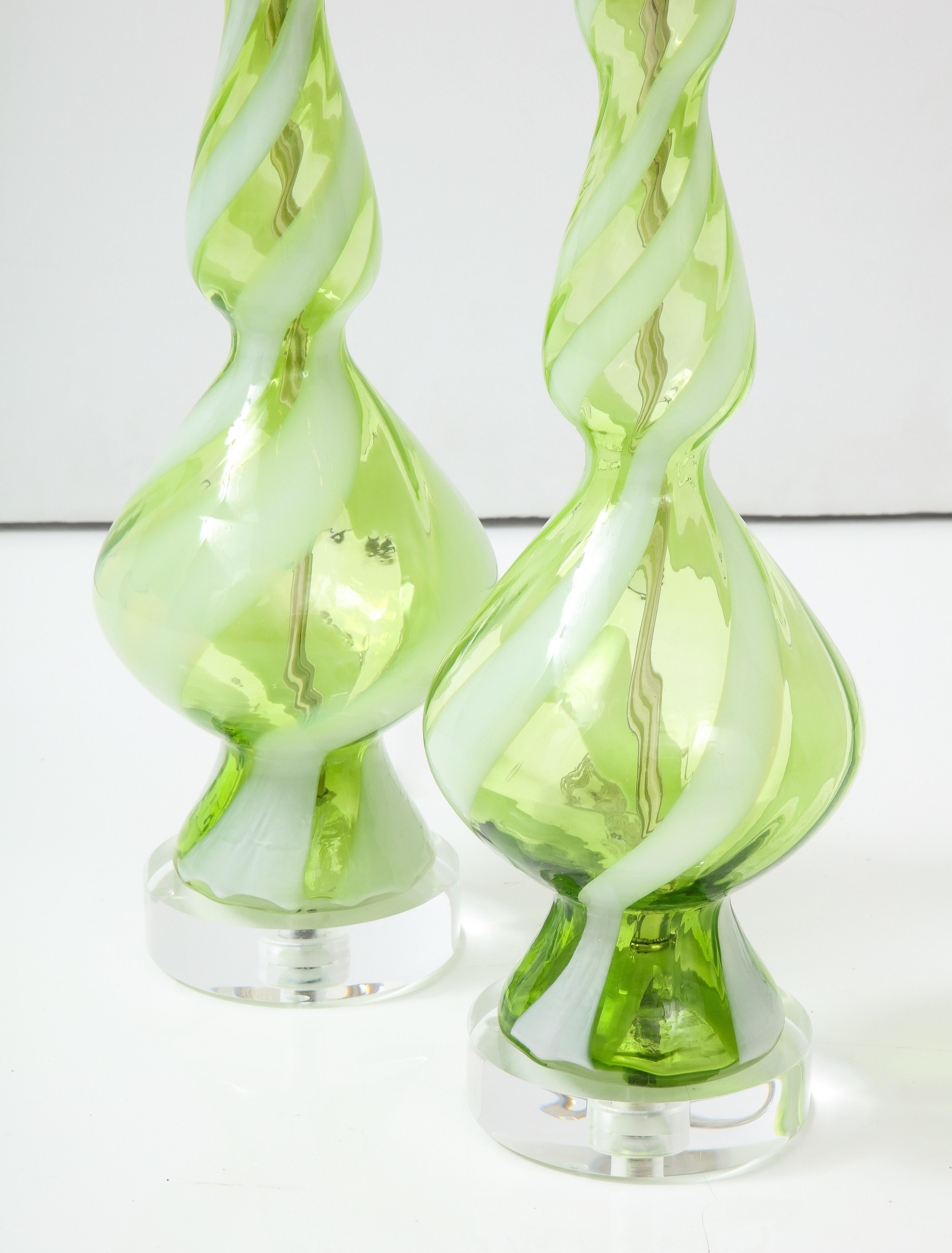Mid-20th Century Pair of Sherbet Green Murano Glass Lamps For Sale