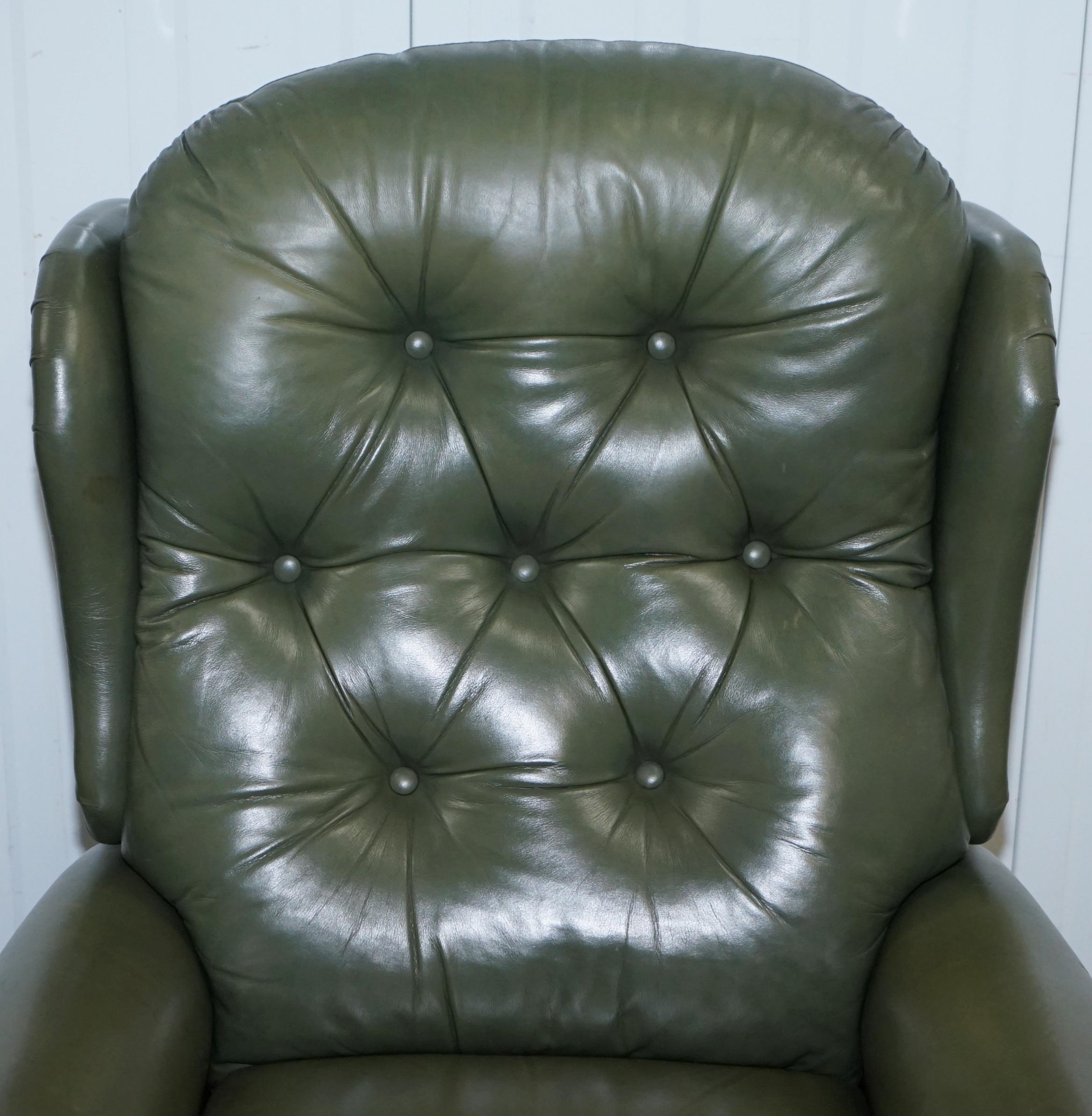 green leather recliners