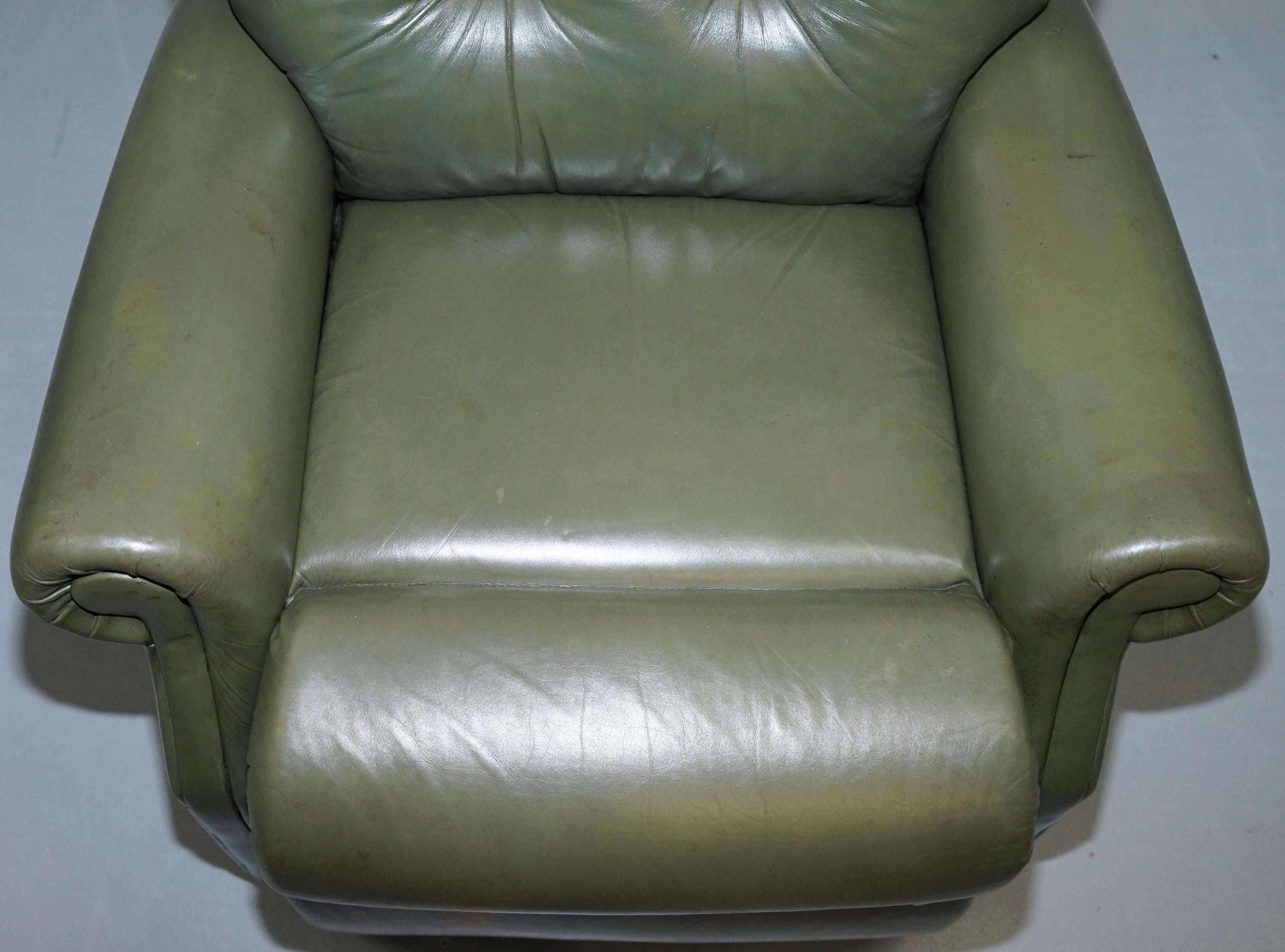 green leather recliner chairs